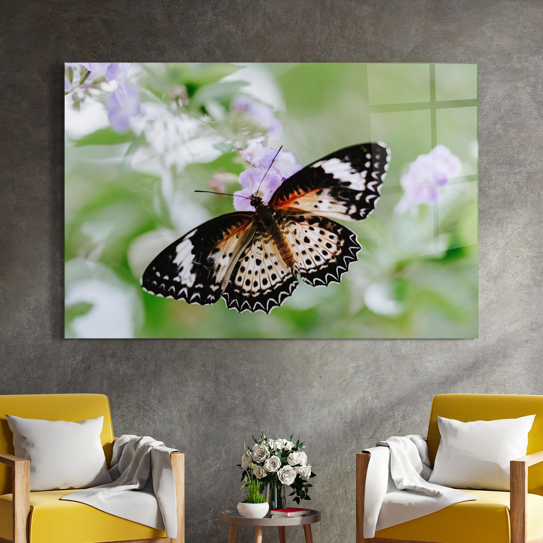 Tablou Sticla Cream Orange Butterfly mockup 4