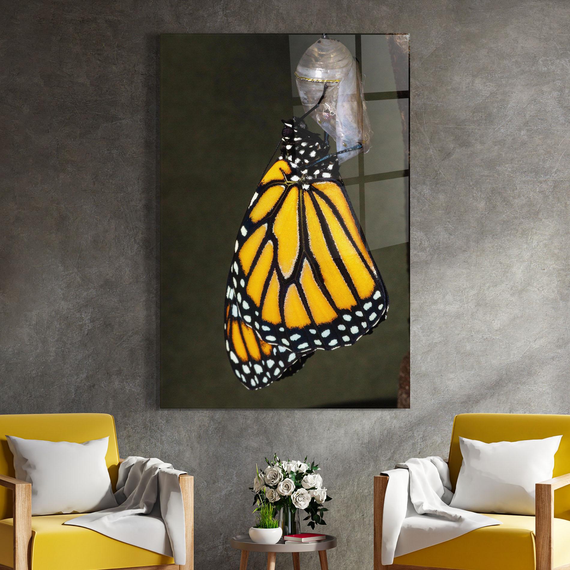 Tablou Sticla Dark Yellow Butterfly mockup 4