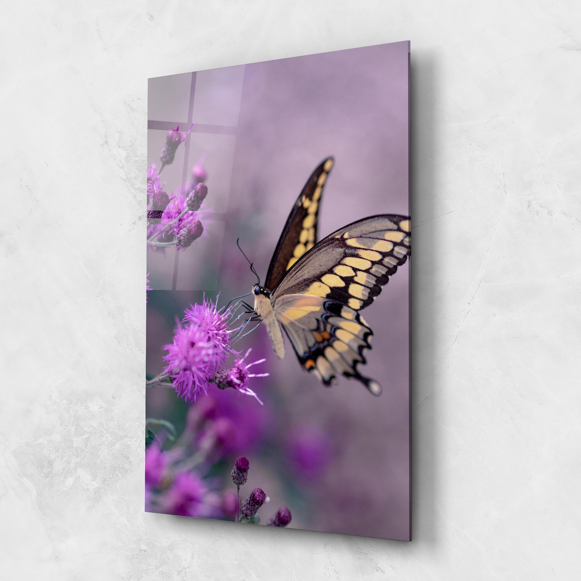 Tablou Sticla Cream Black Butterfly mockup 1