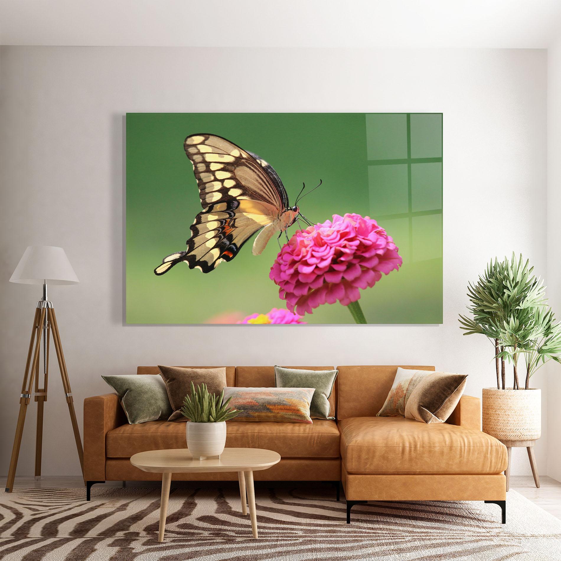 Tablou Sticla Cute Cream Butterfly mockup 7