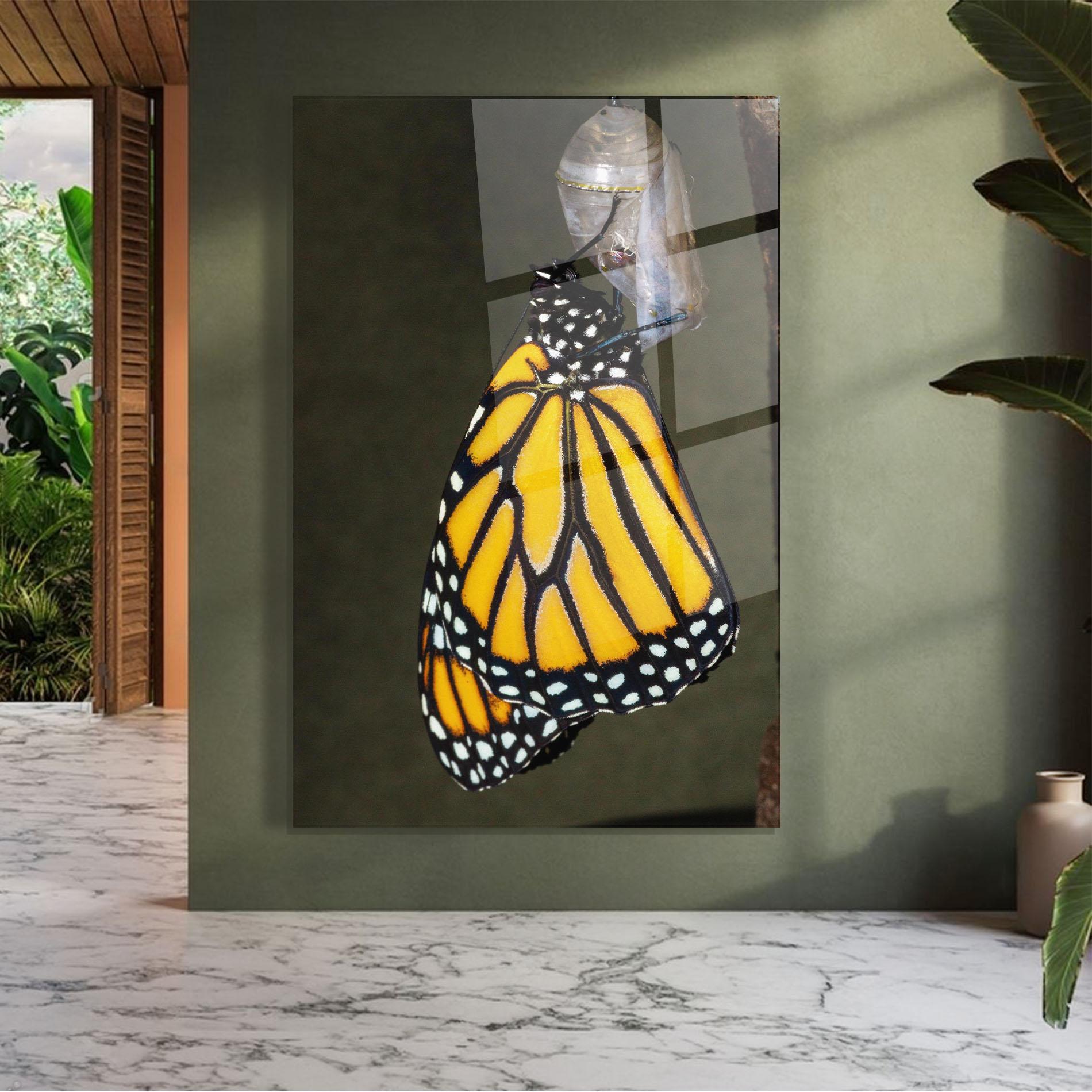 Tablou Sticla Dark Yellow Butterfly mockup 7