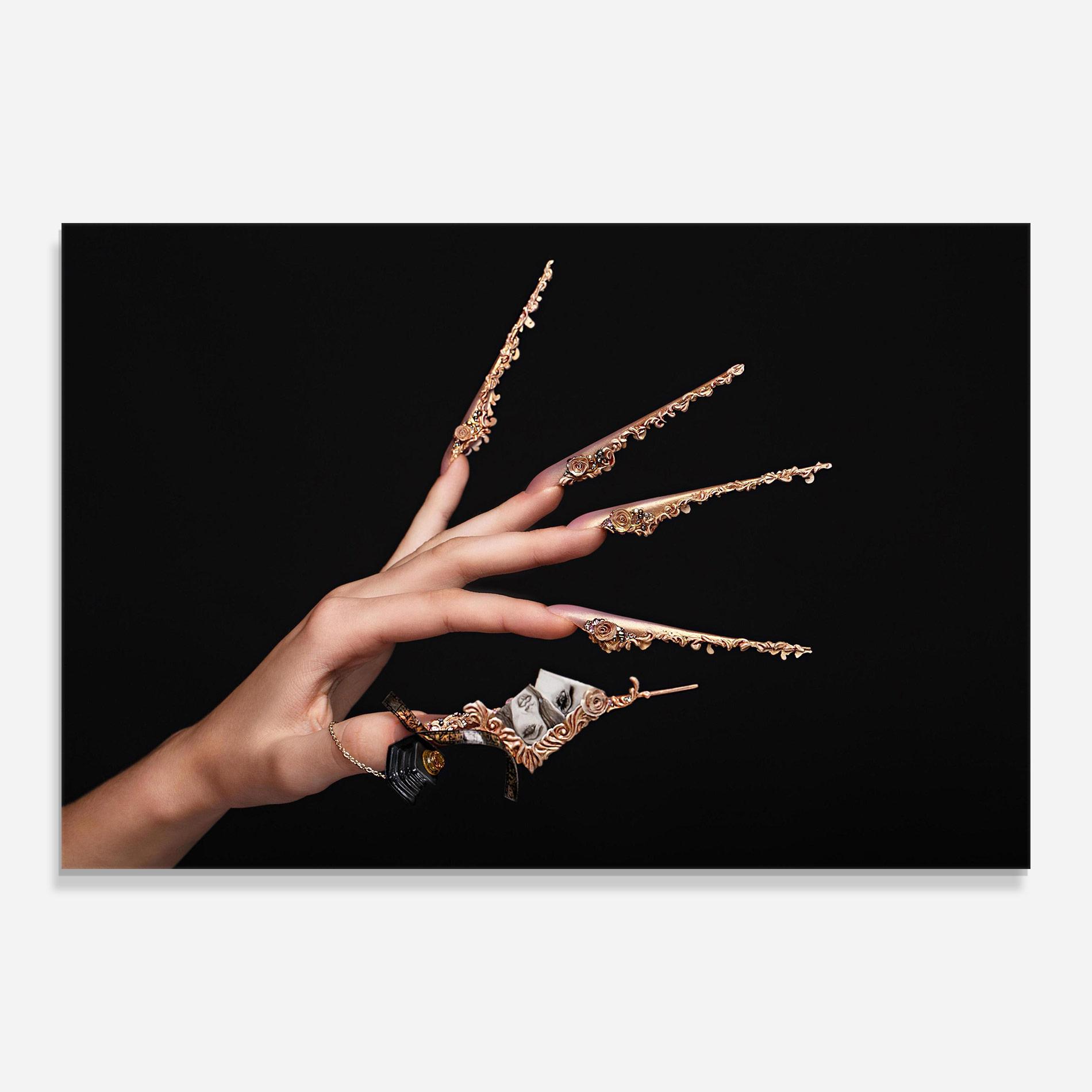 Tablou Sticla Creative Manicure mockup 0