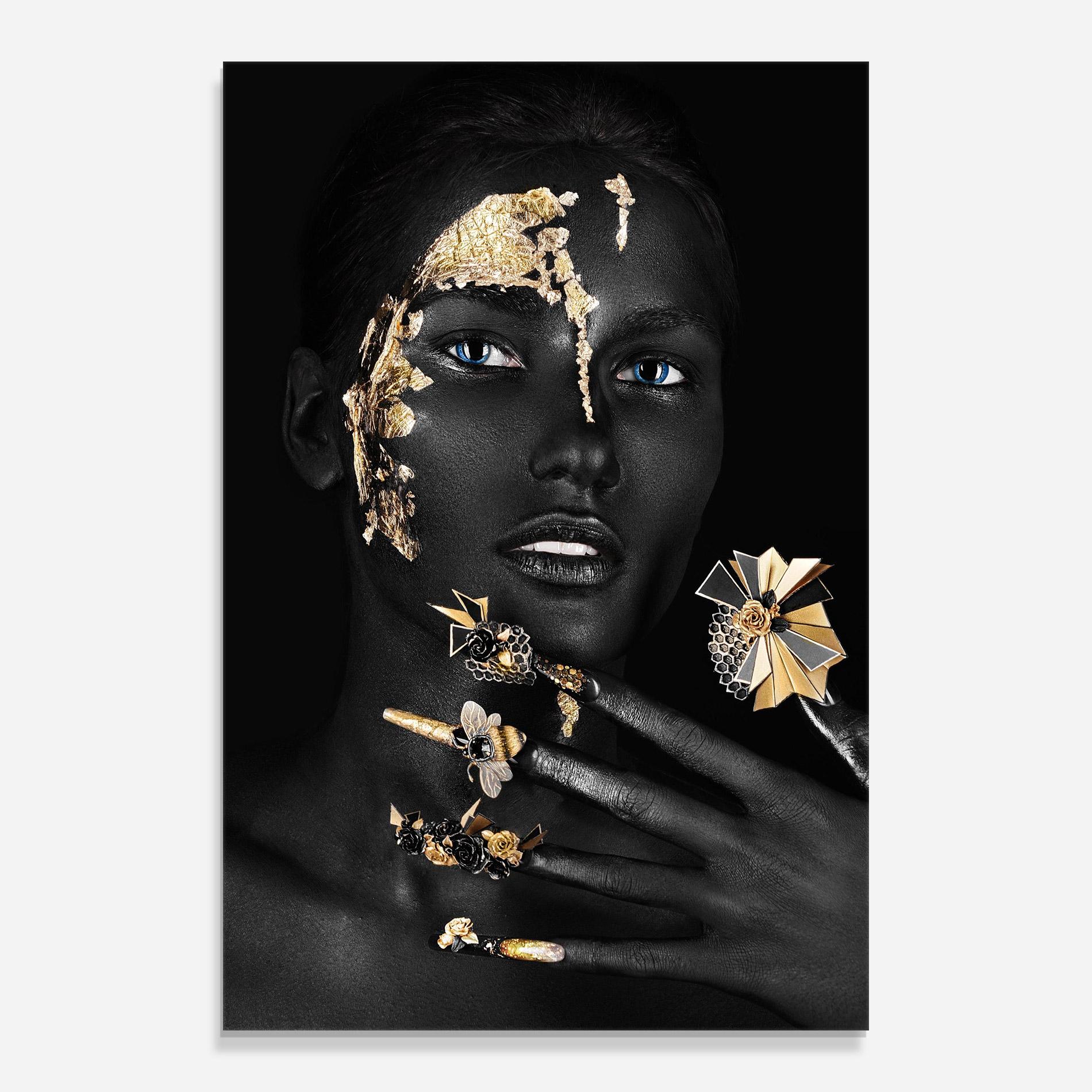Tablou Sticla Black Art Makeup mockup 0