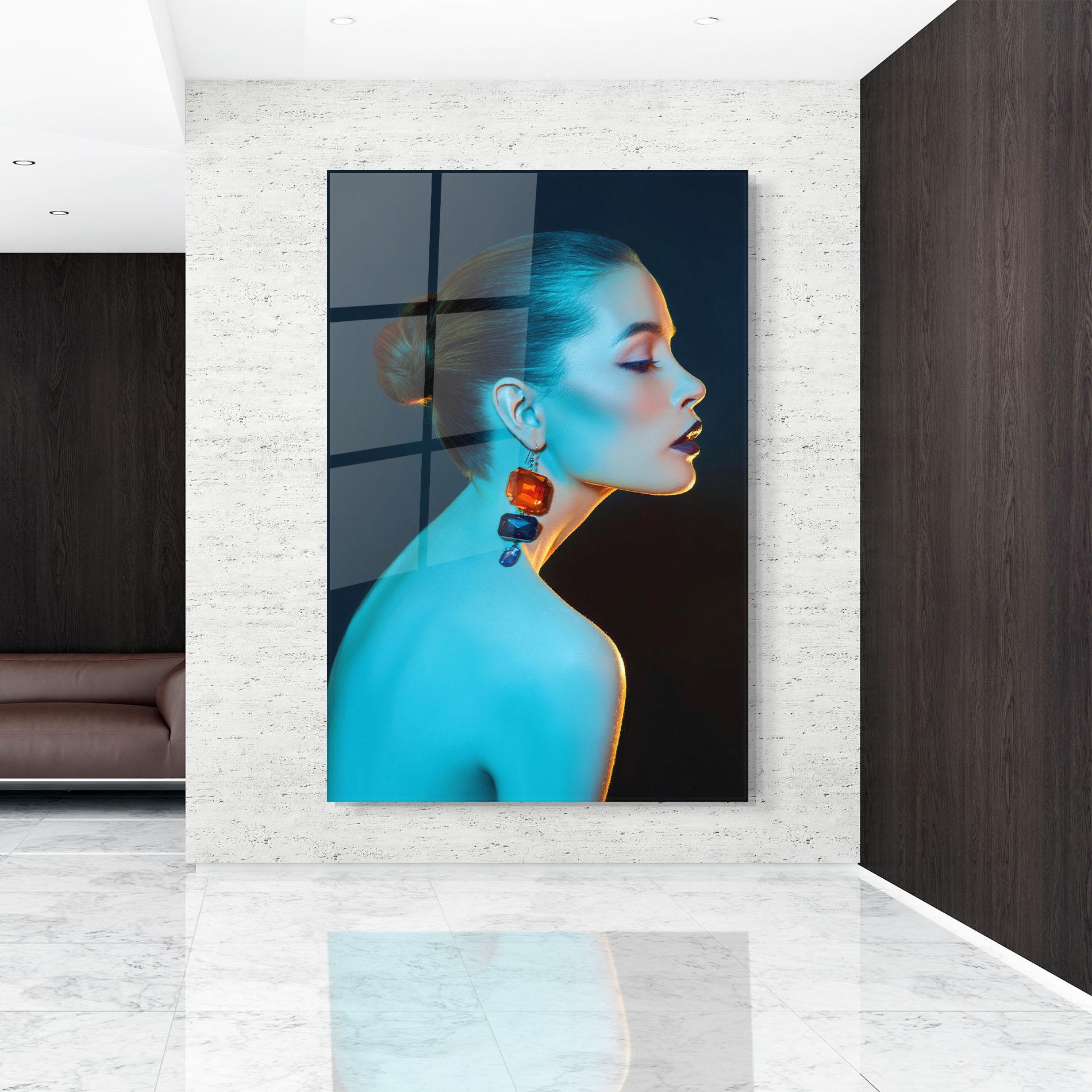 Tablou Sticla Blue Light Earring mockup 9