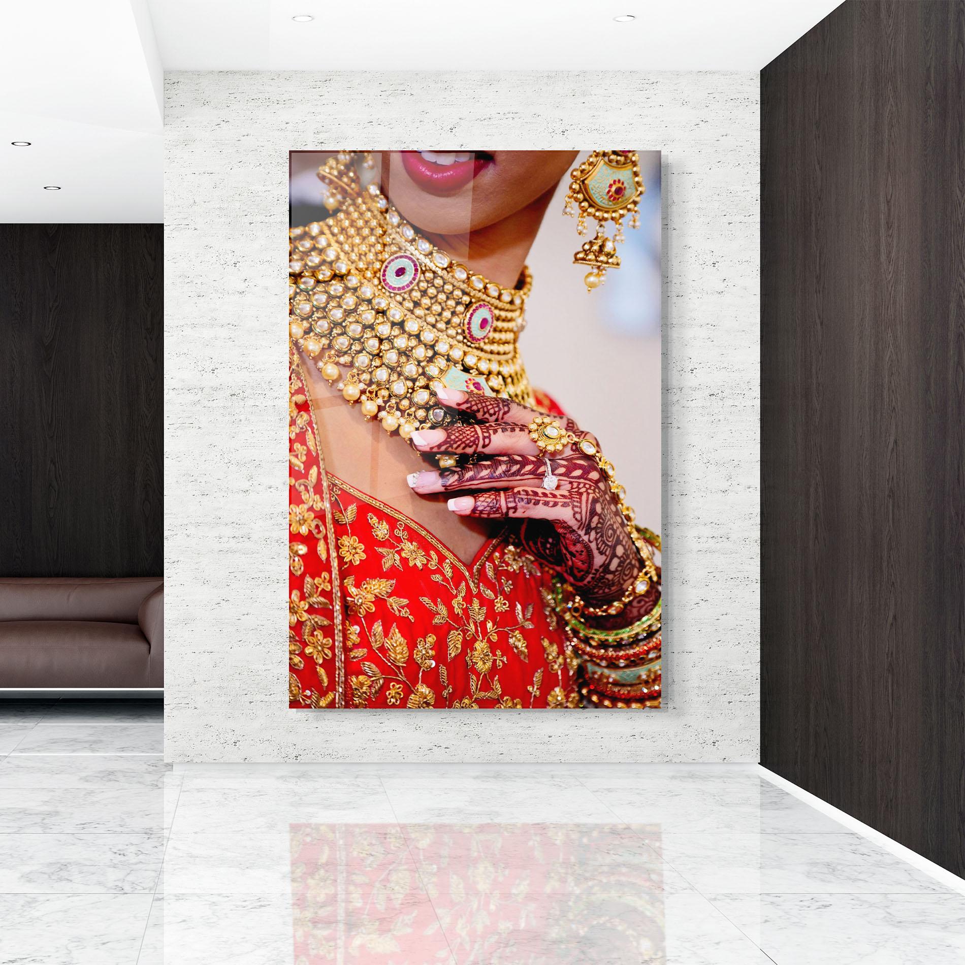 Tablou Sticla Gold Beautiful Jewelry mockup 9