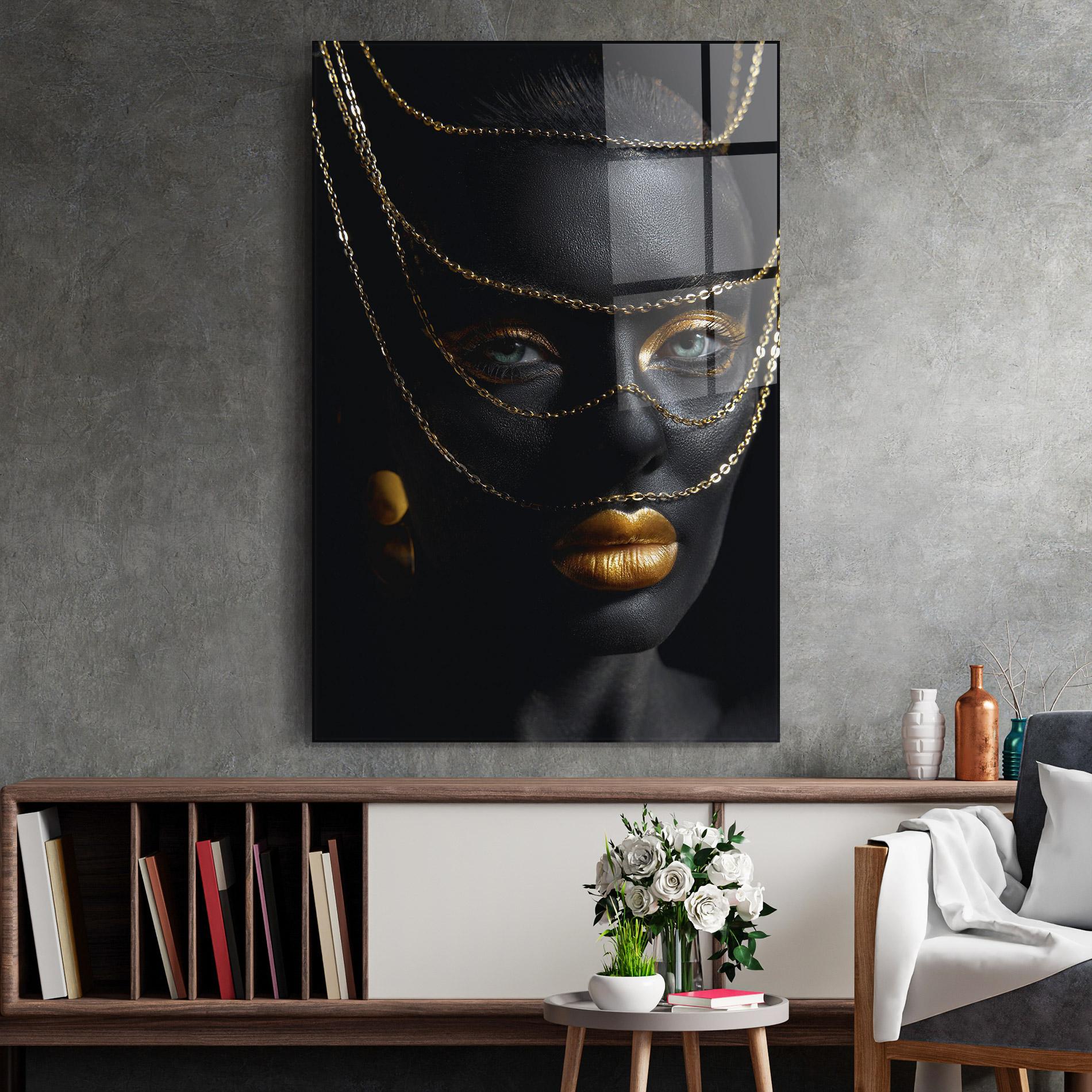 Tablou Sticla Gold Chain Green Eyes mockup 2