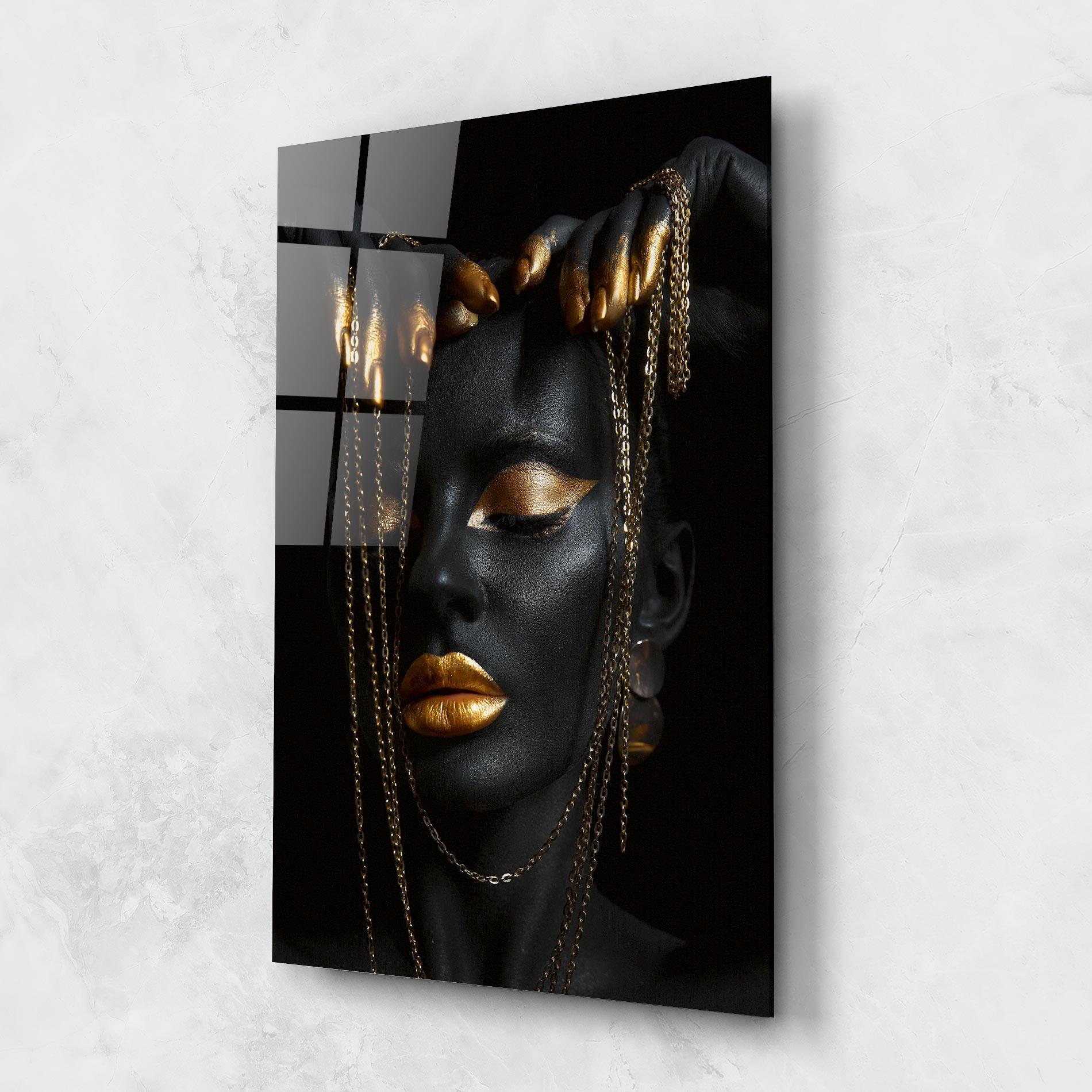 Tablou Sticla Black Gold Chain Makeup mockup 1