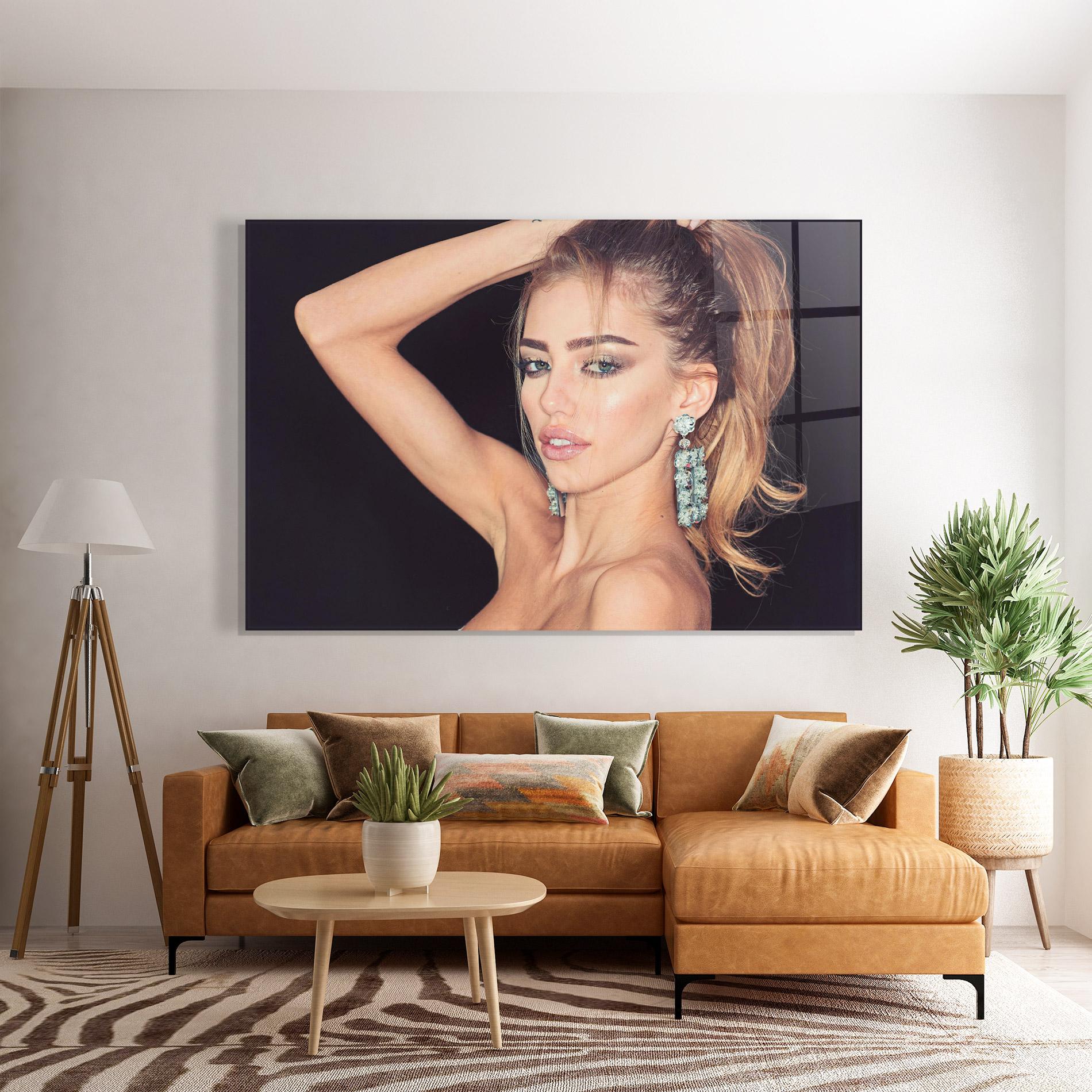 Tablou Sticla Flower Earrings mockup 7