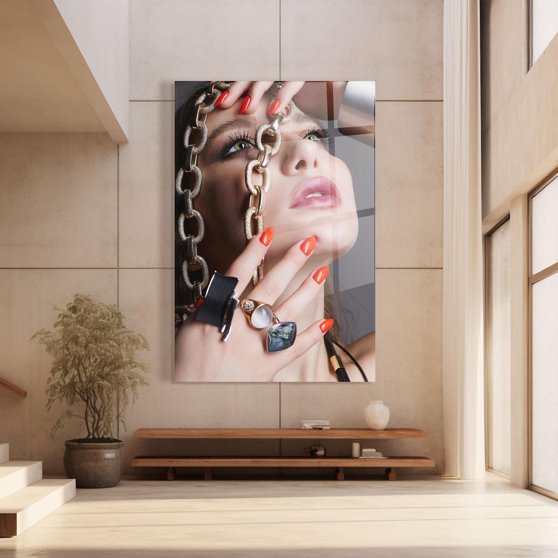 Tablou Sticla Big Chain Woman mockup 8