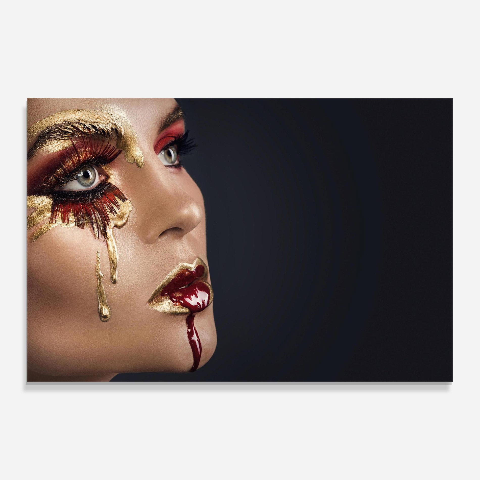 Tablou Sticla Gold Bloody Lips Makeup mockup 0