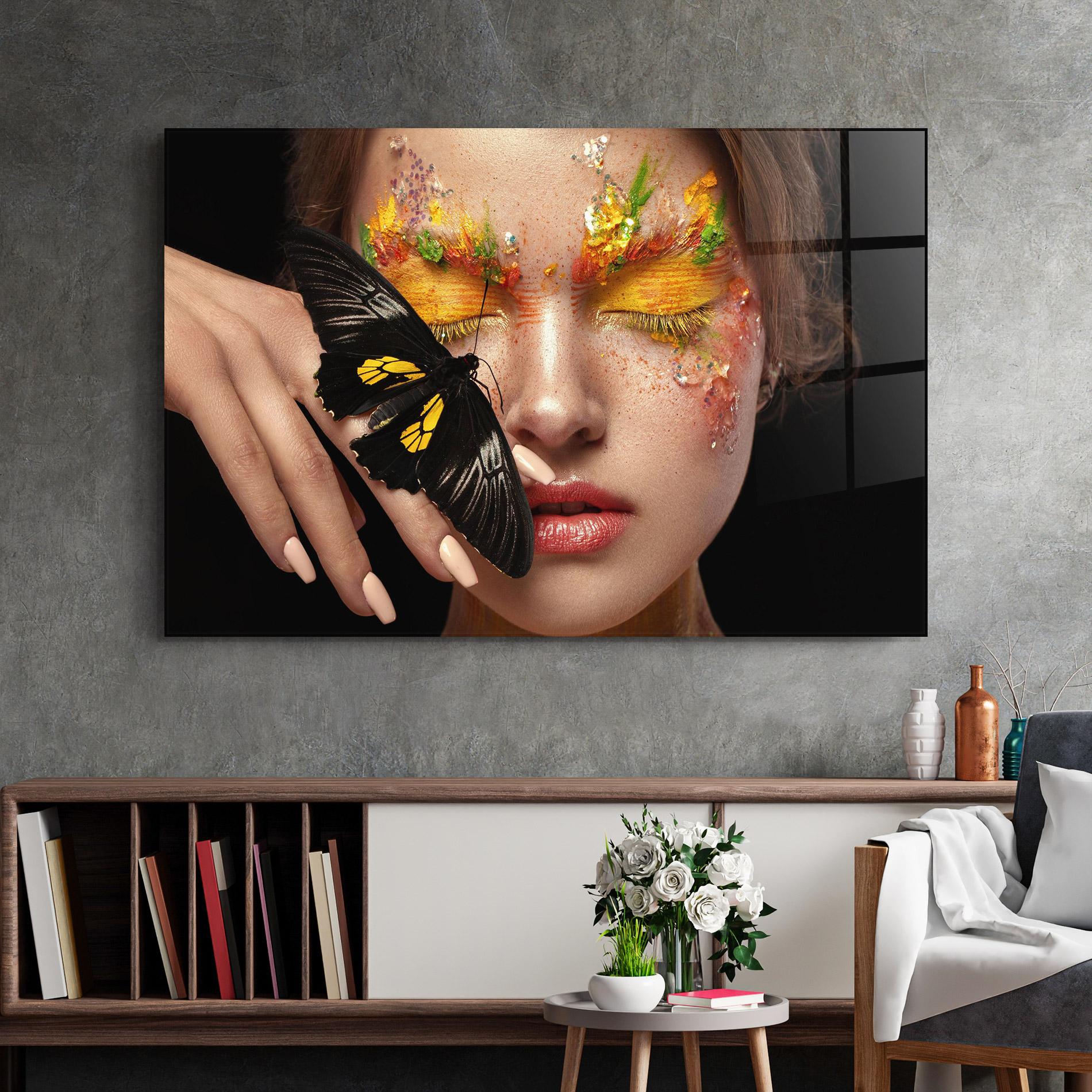 Tablou Sticla Pretty Butterflu Makeup mockup 2