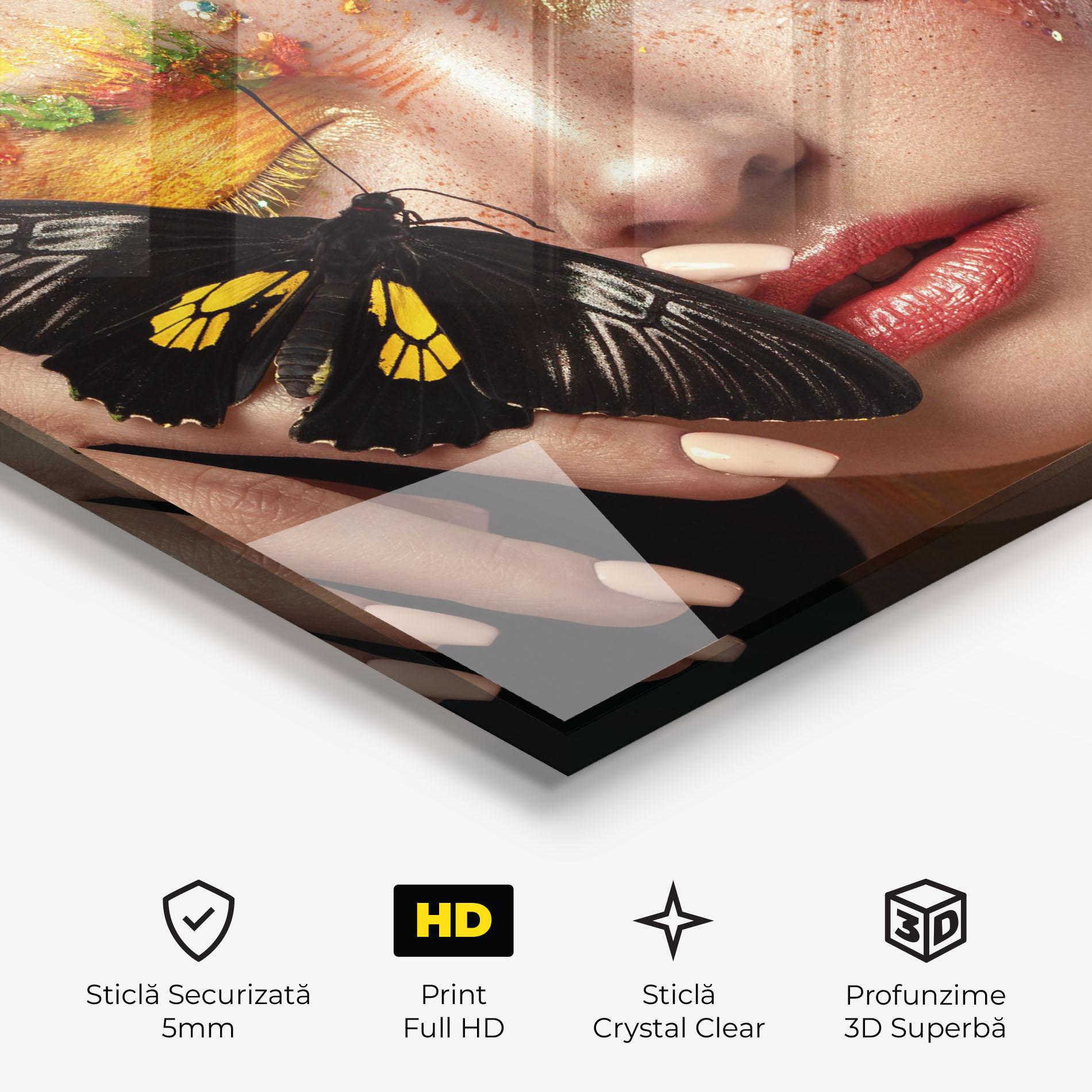 Tablou Sticla Pretty Butterflu Makeup mockup 3