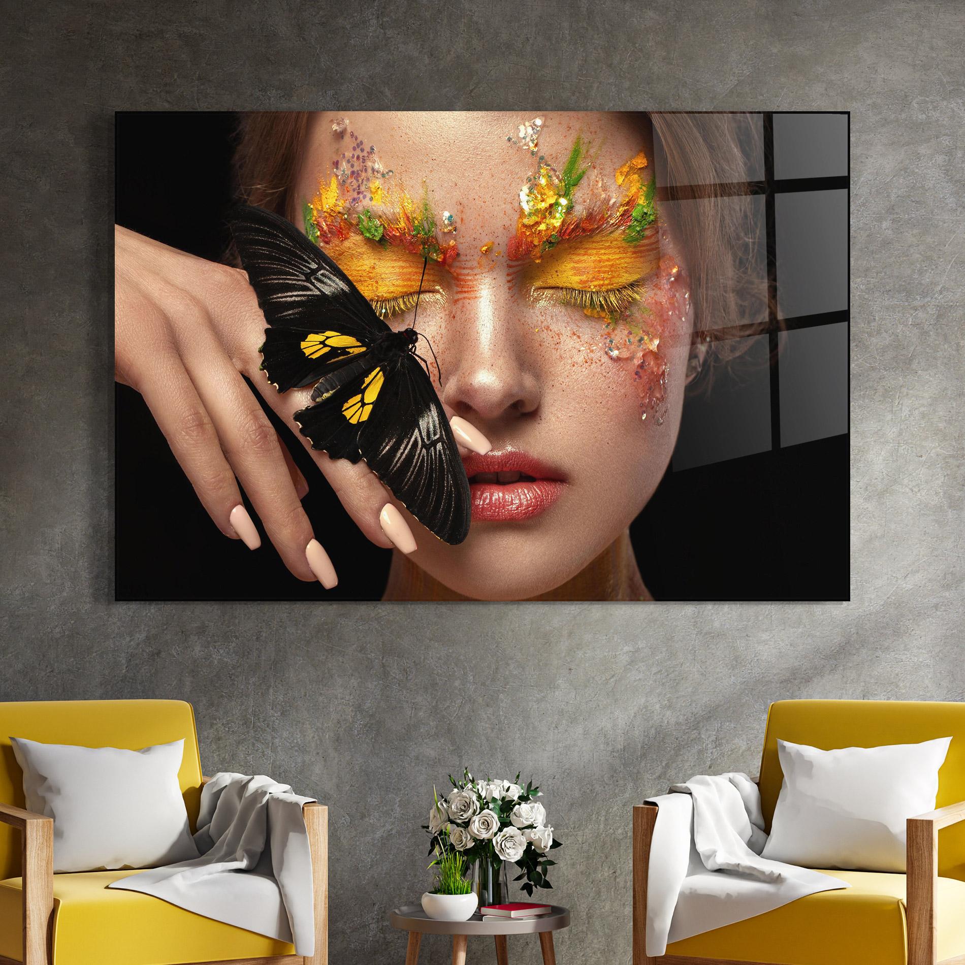 Tablou Sticla Pretty Butterflu Makeup mockup 4