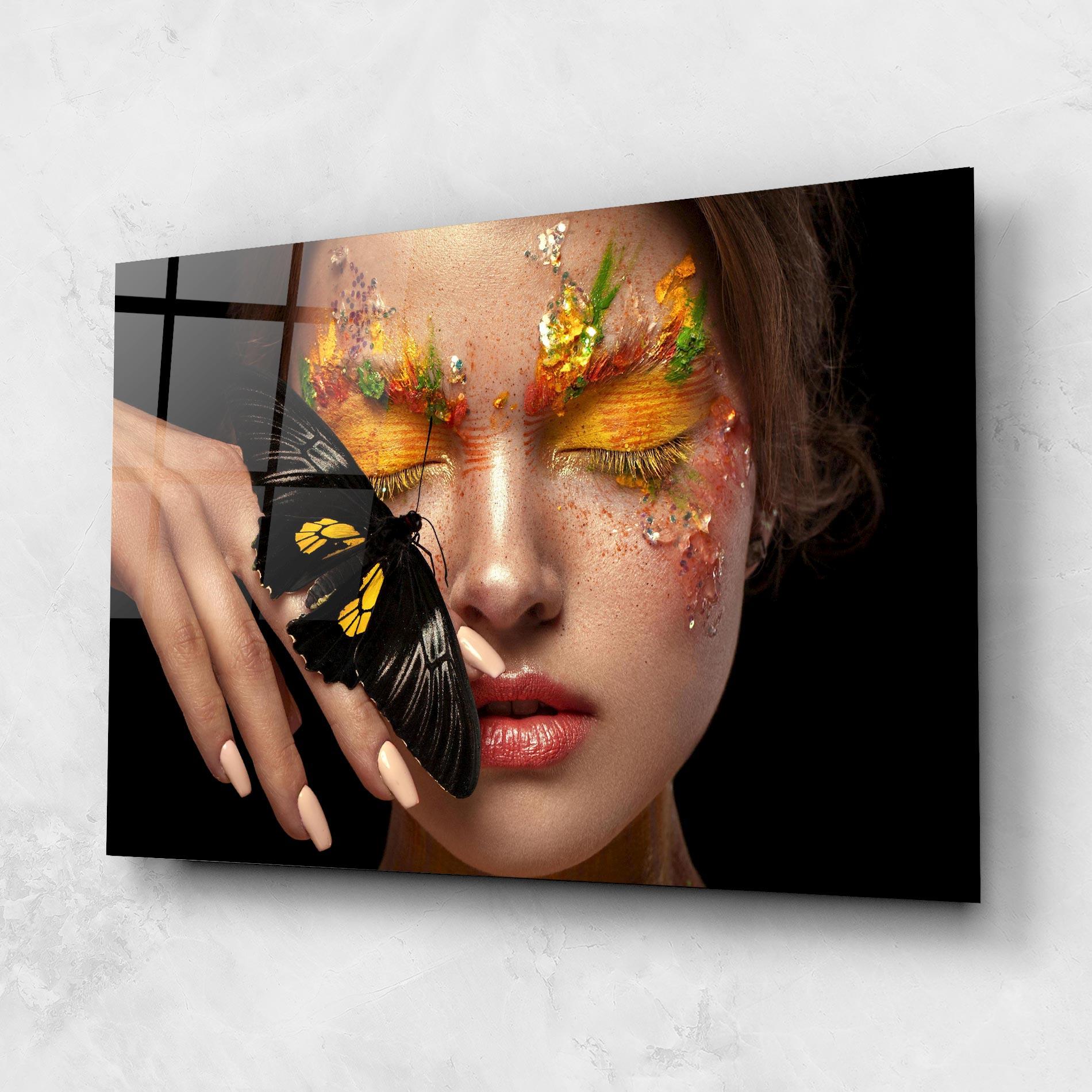 Tablou Sticla Pretty Butterflu Makeup mockup 1