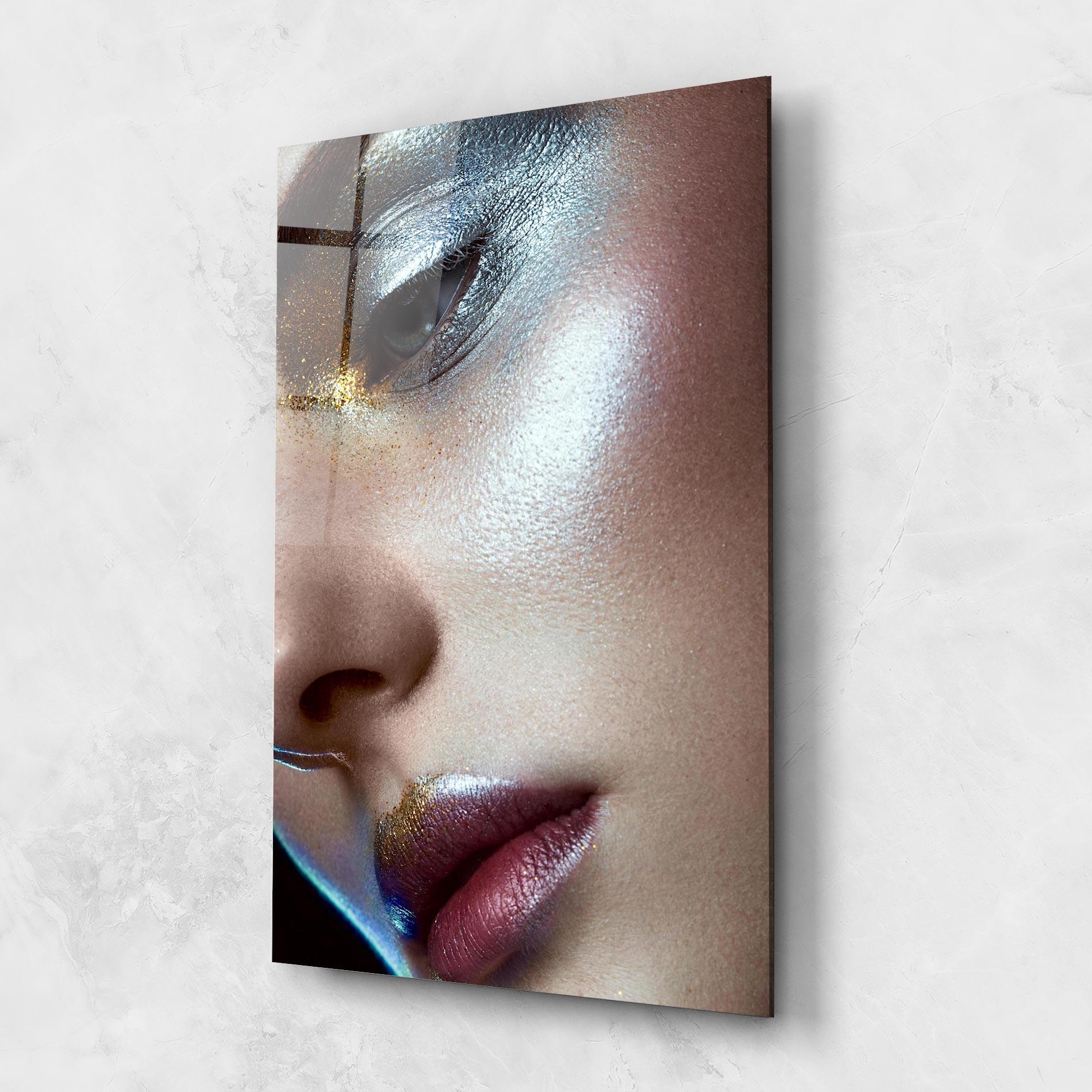 Tablou Sticla Golden Silver Makeup mockup 1