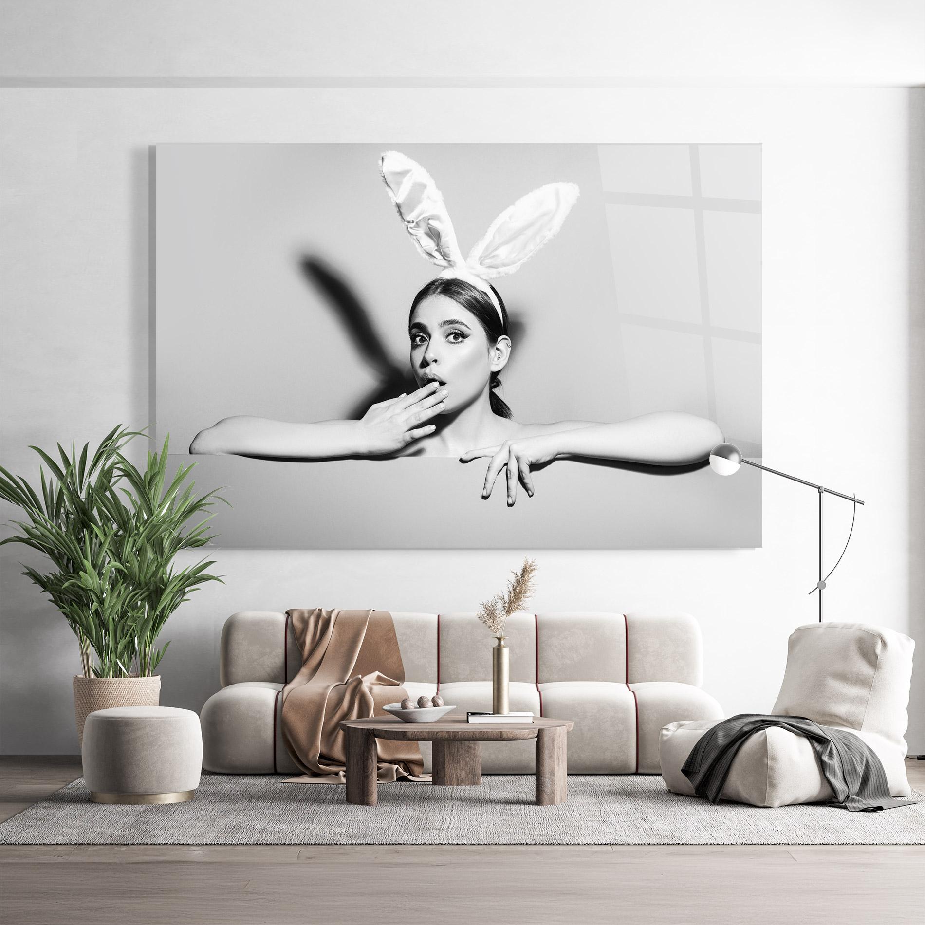 Tablou Sticla Bunny Ears Peeking mockup 9