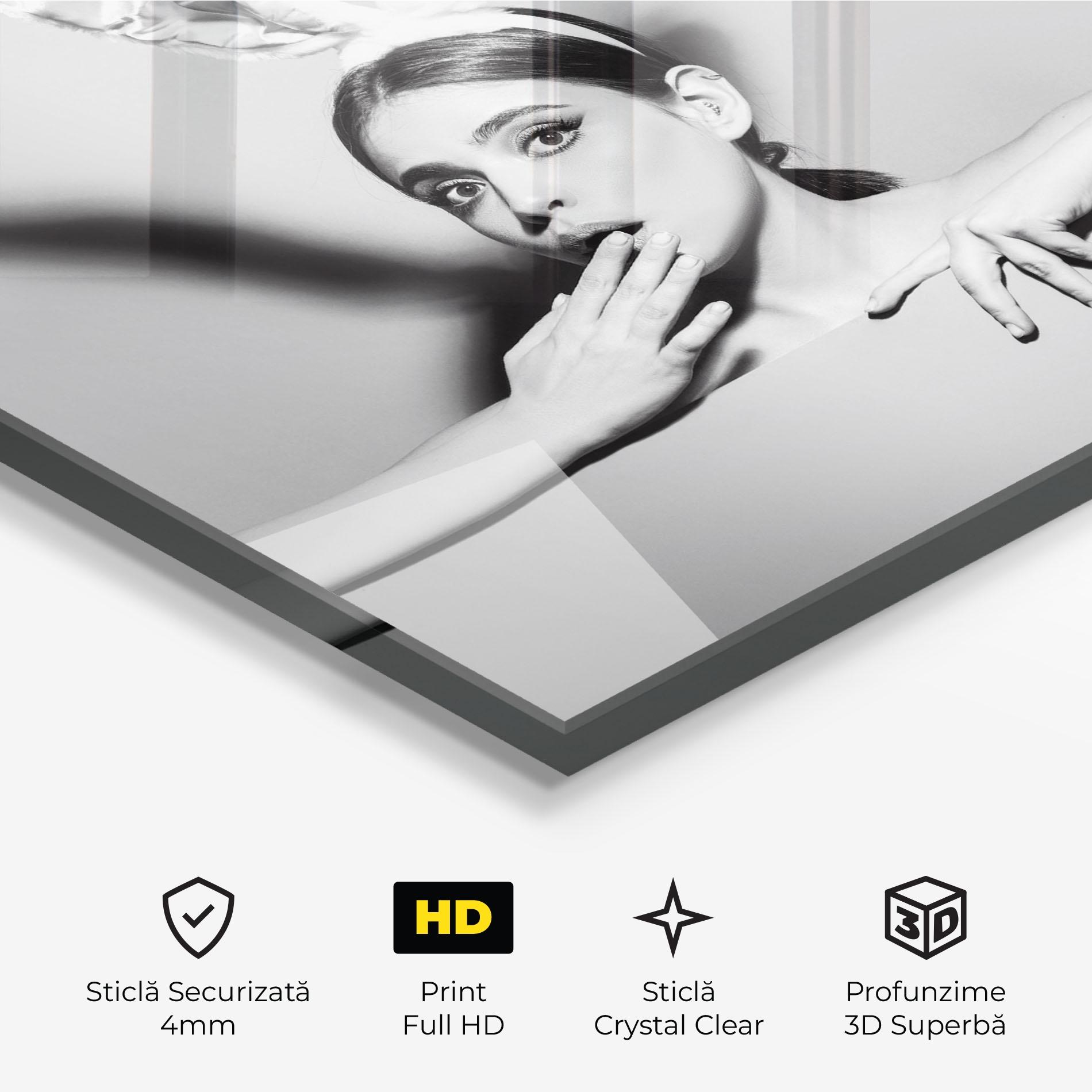 Tablou Sticla Bunny Ears Peeking mockup 3