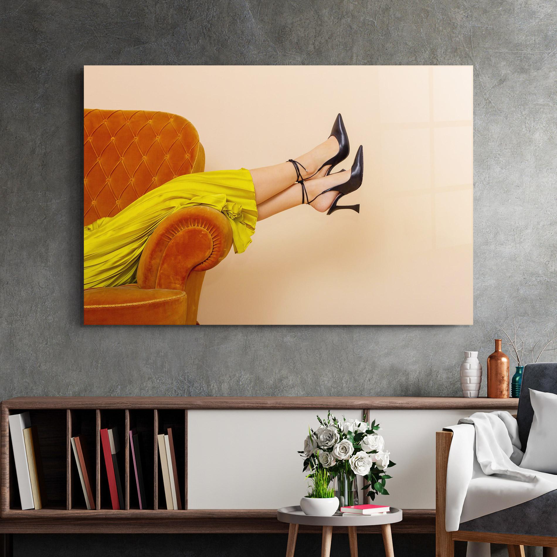 Tablou Sticla Black Heals On Cream mockup 2