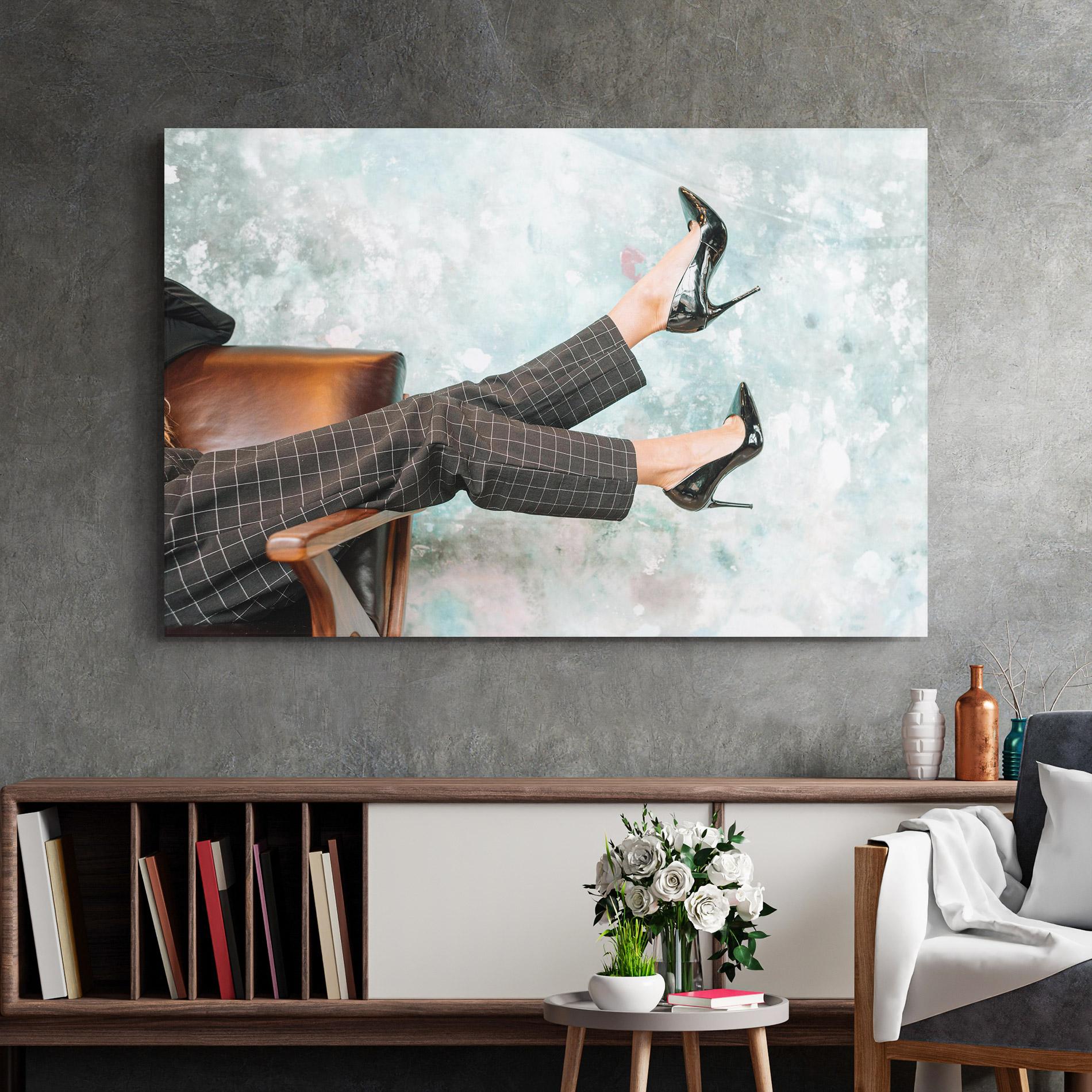 Tablou Sticla Black Shoes On Chair mockup 2