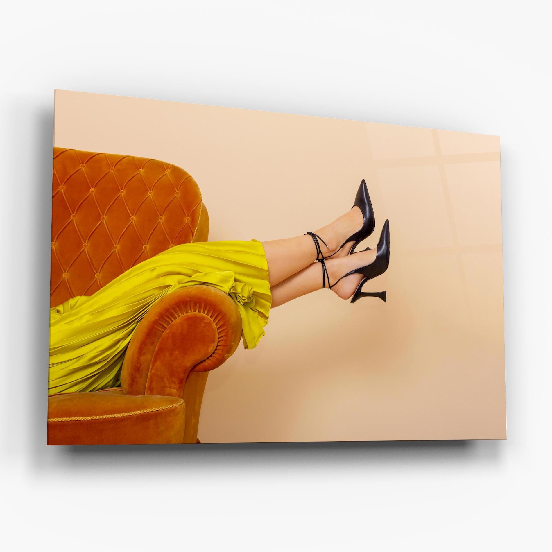 Tablou Sticla Black Heals On Cream mockup 6