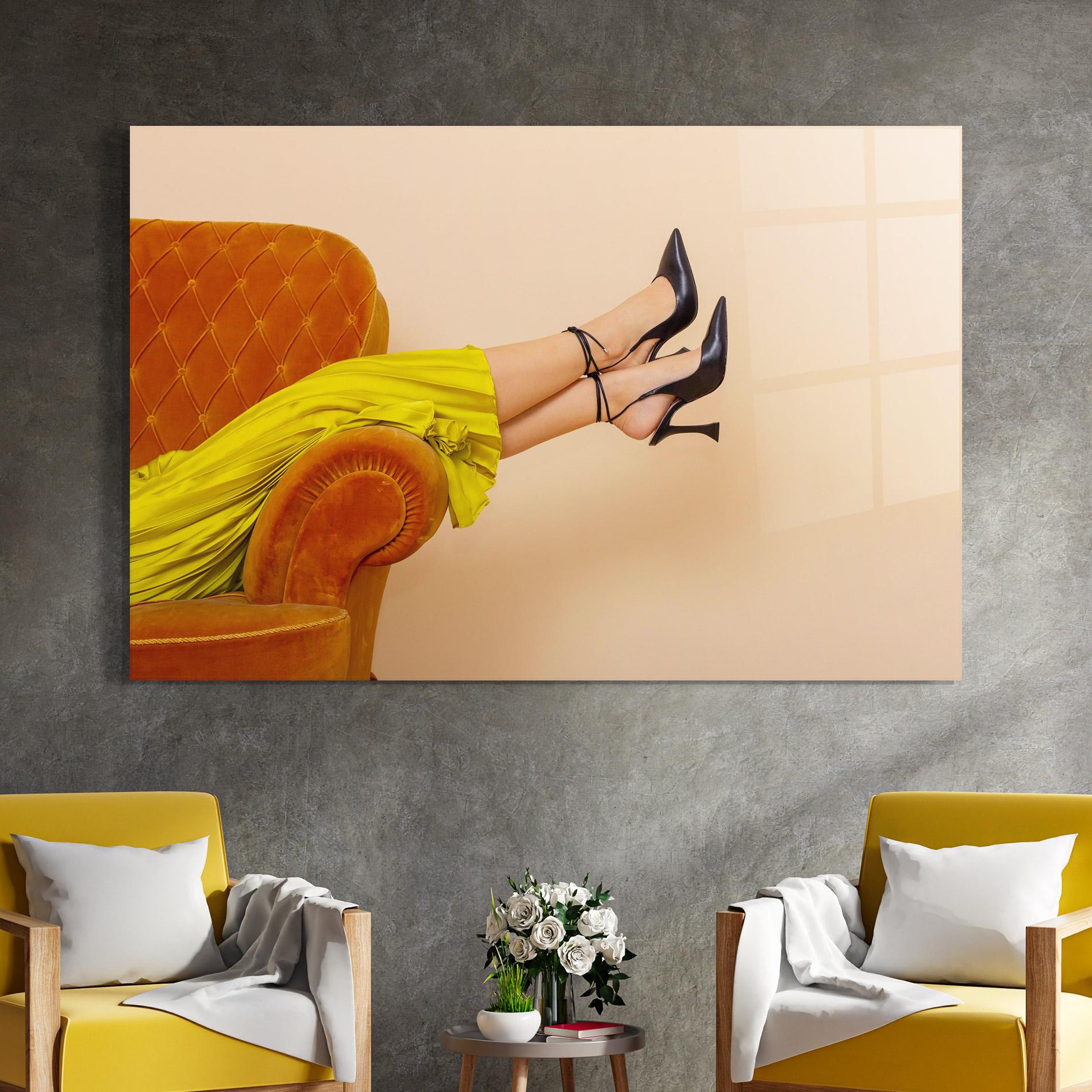 Tablou Sticla Black Heals On Cream mockup 4