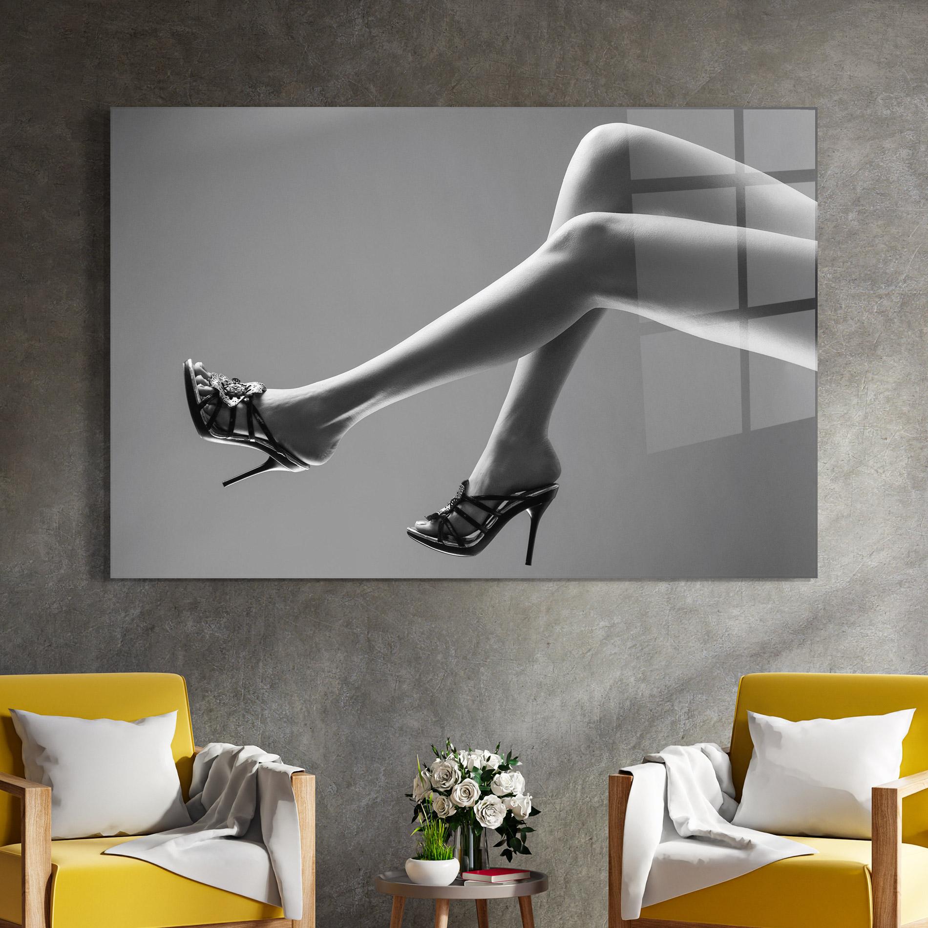 Tablou Sticla Black Shoes On Grey mockup 4