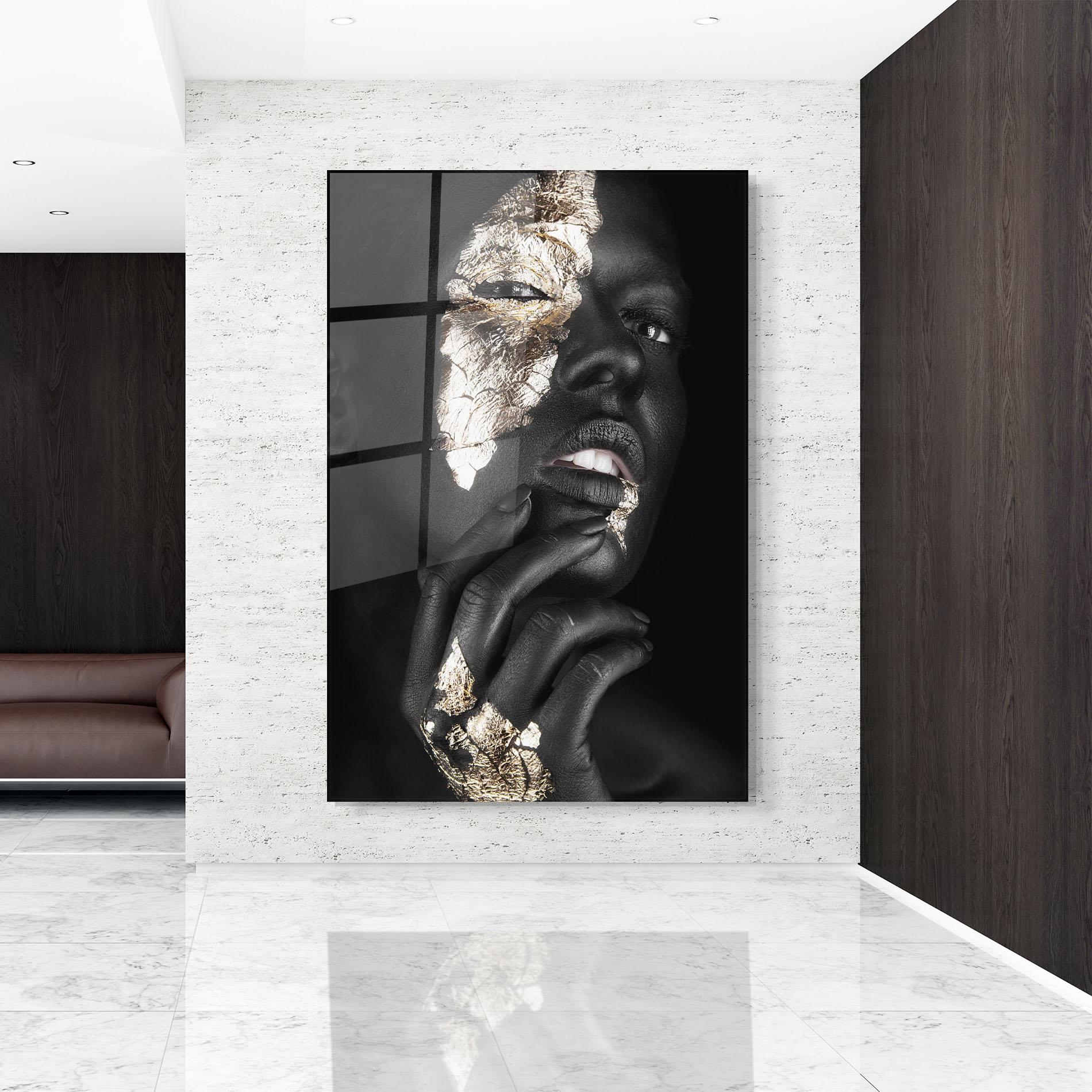 Tablou Sticla Golden Posture mockup 9