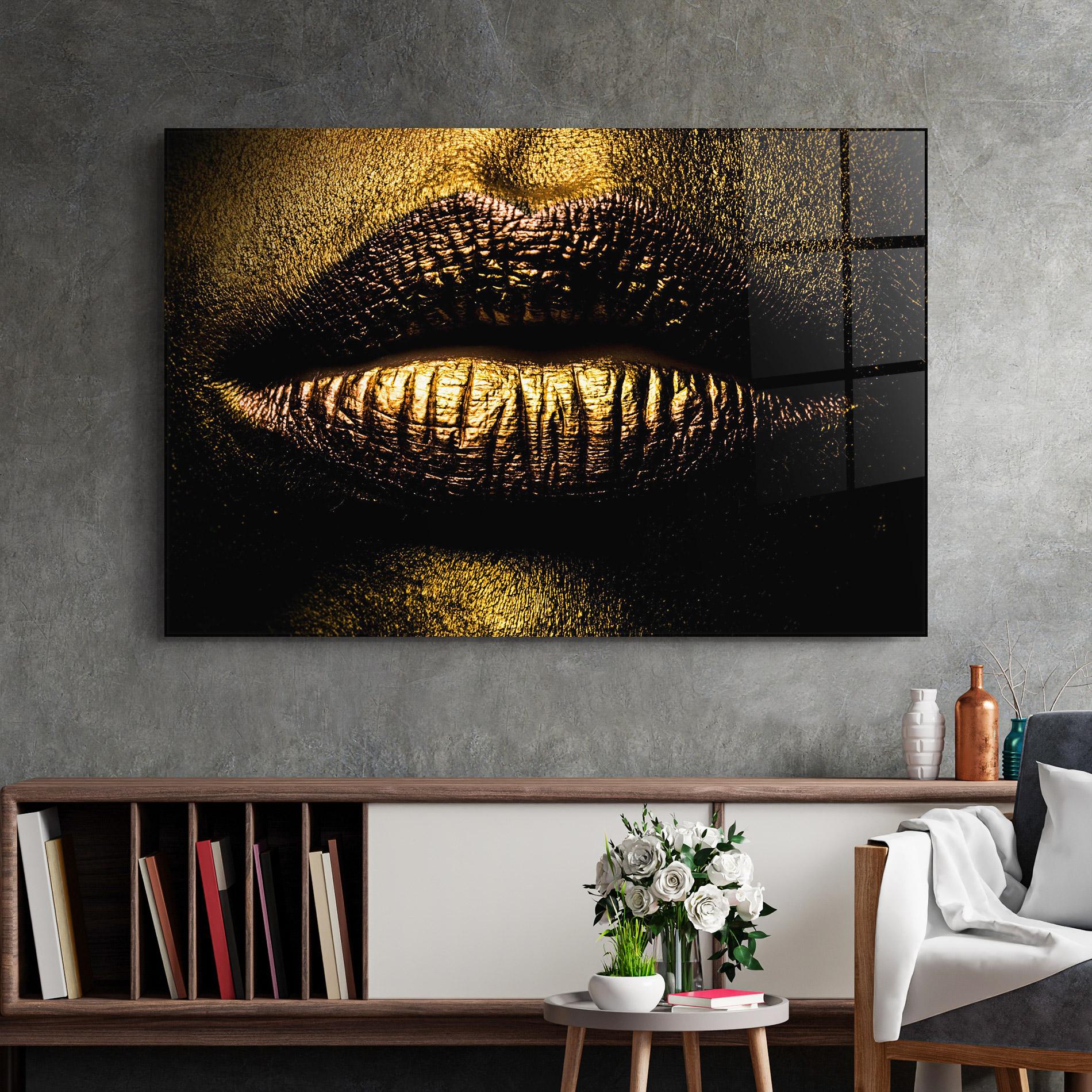 Tablou Sticla Gold Metal Lips mockup 2