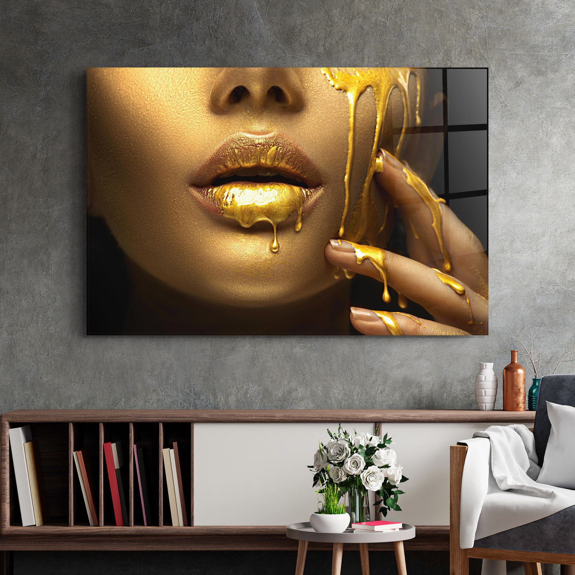 Golden Lips mockup 2