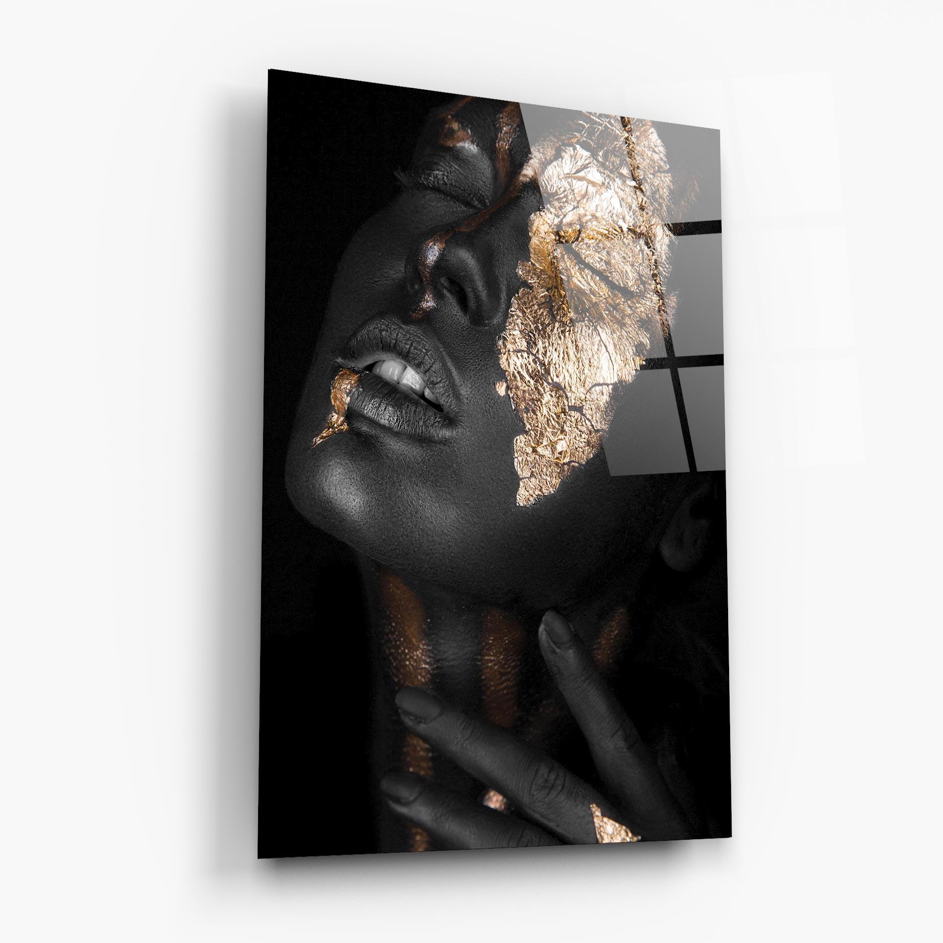 Tablou Sticla Darkskinned Gold Art mockup 6