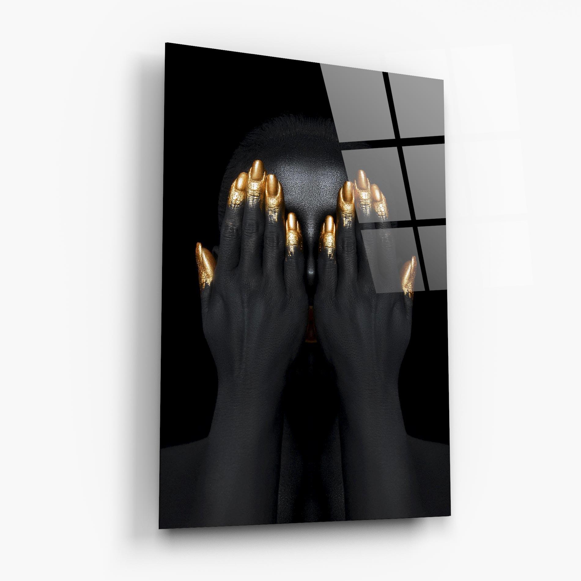 Tablou Sticla Gold Fingertips Chain mockup 6