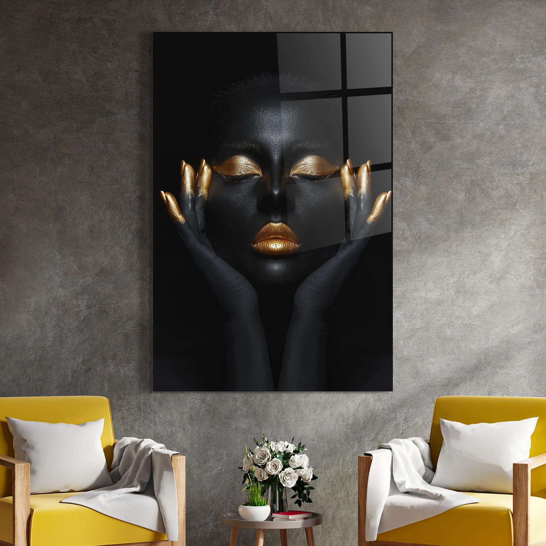 Tablou Sticla Fingertips Gold Makeup mockup 4