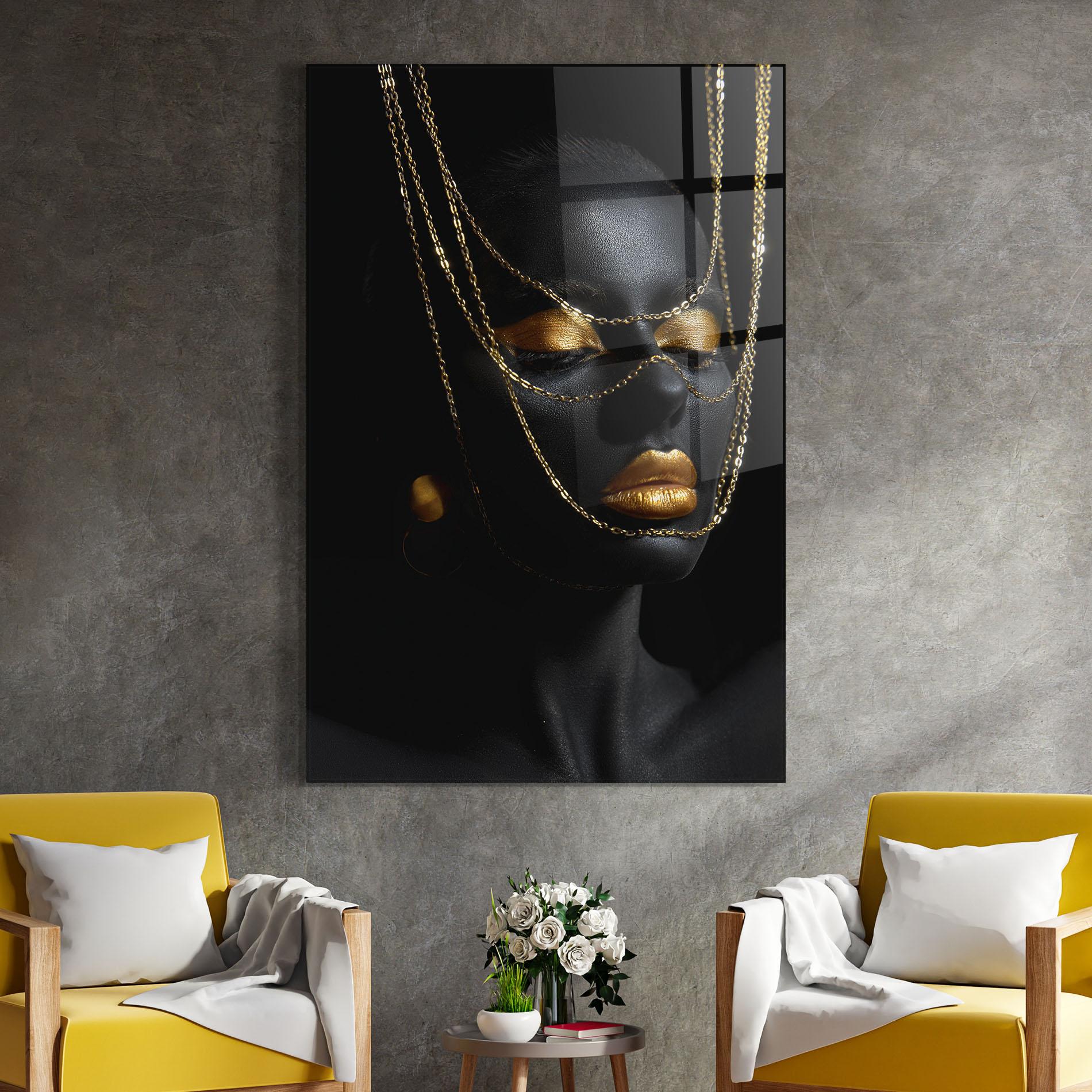 Tablou Sticla Gold Chain Girl mockup 4