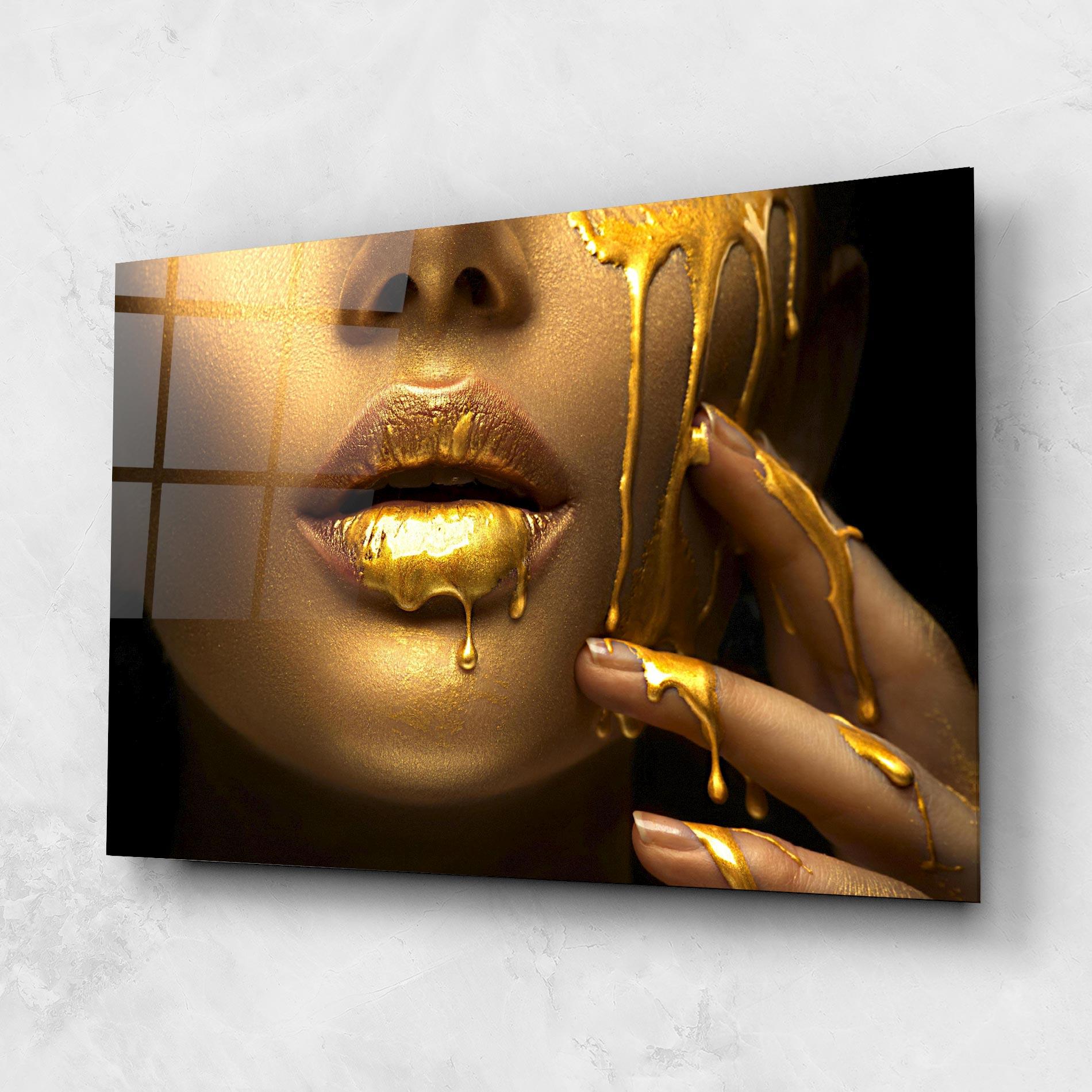 Tablou Sticla Golden Lips mockup 1