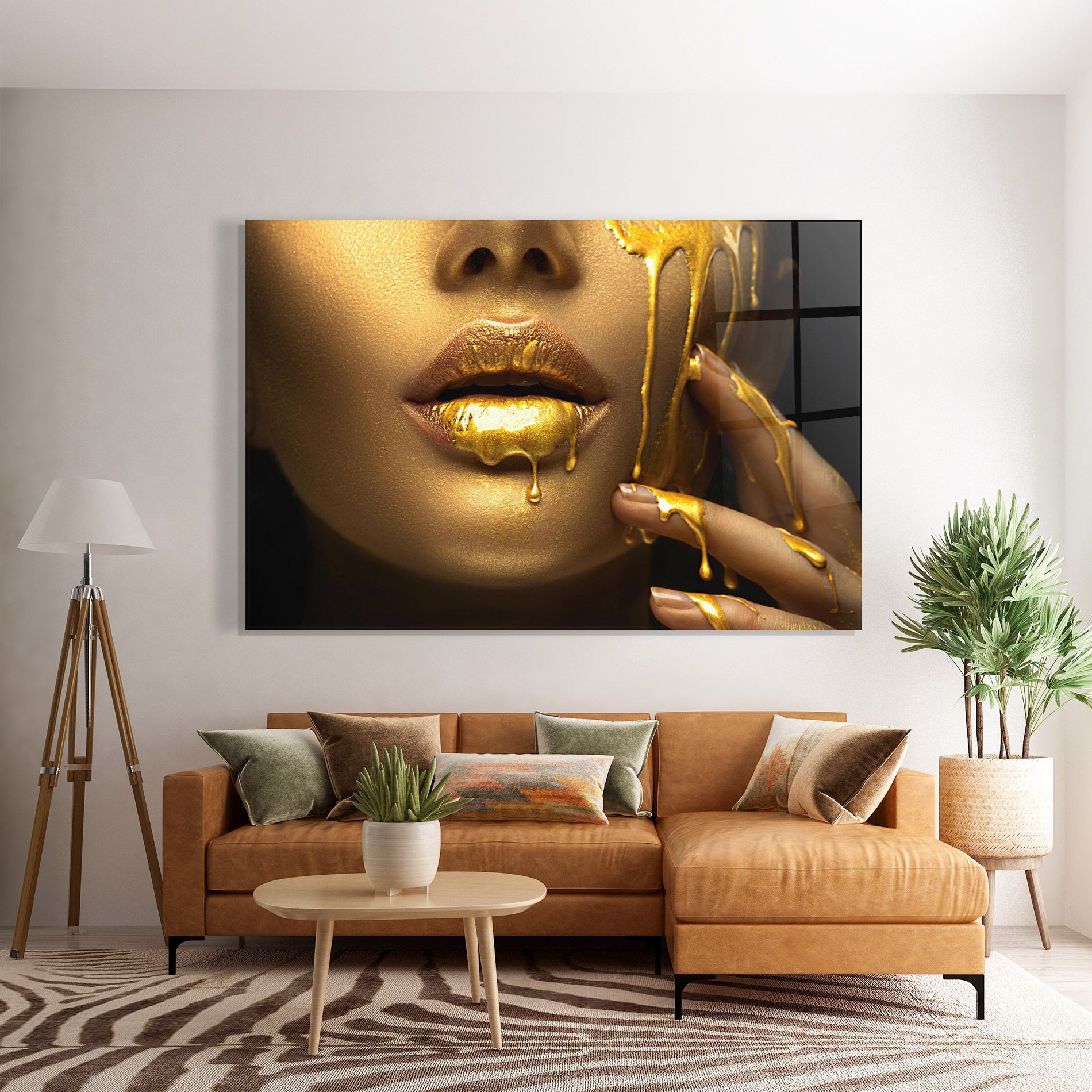 Golden Lips mockup 7