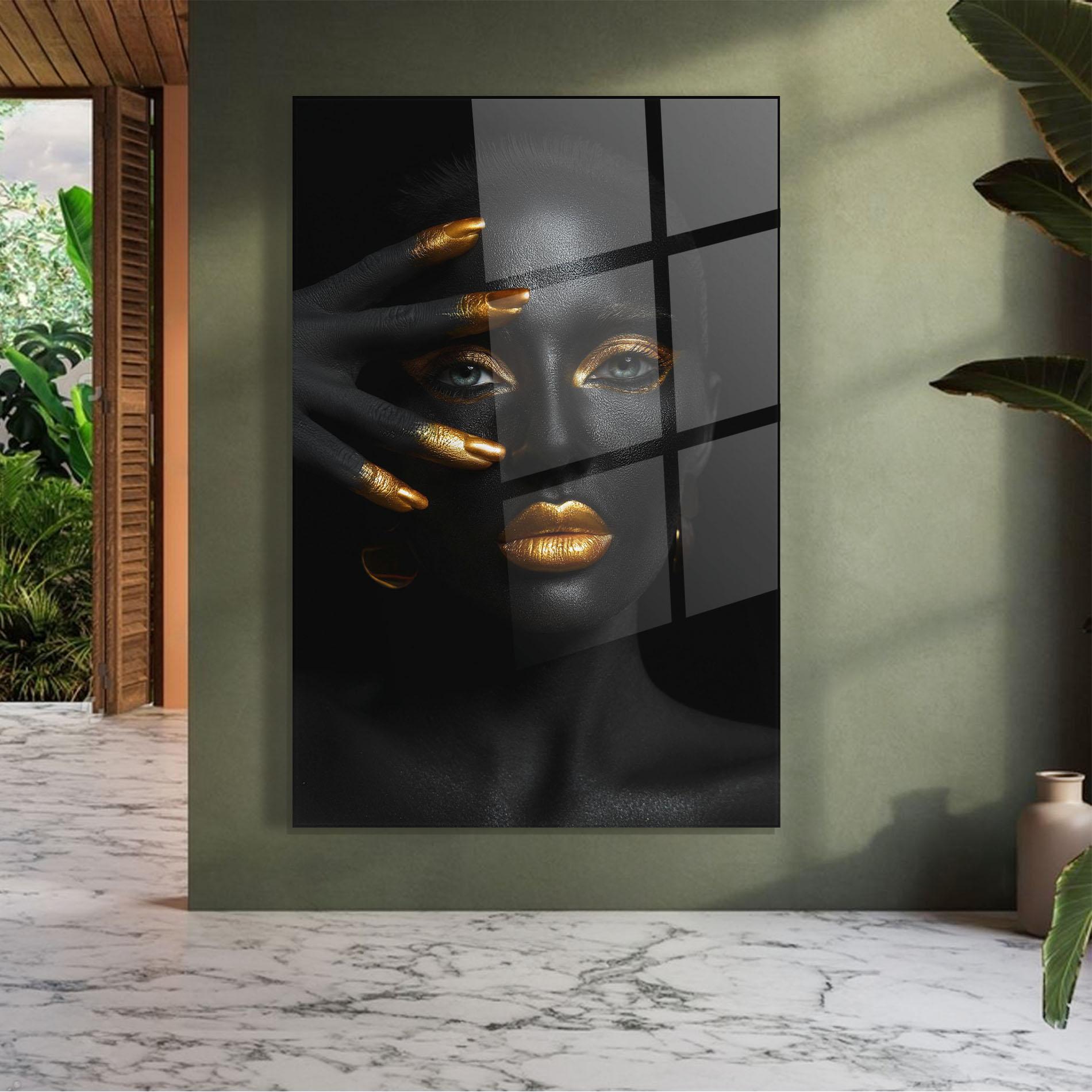 Tablou Sticla Gold Makeup Nails mockup 7