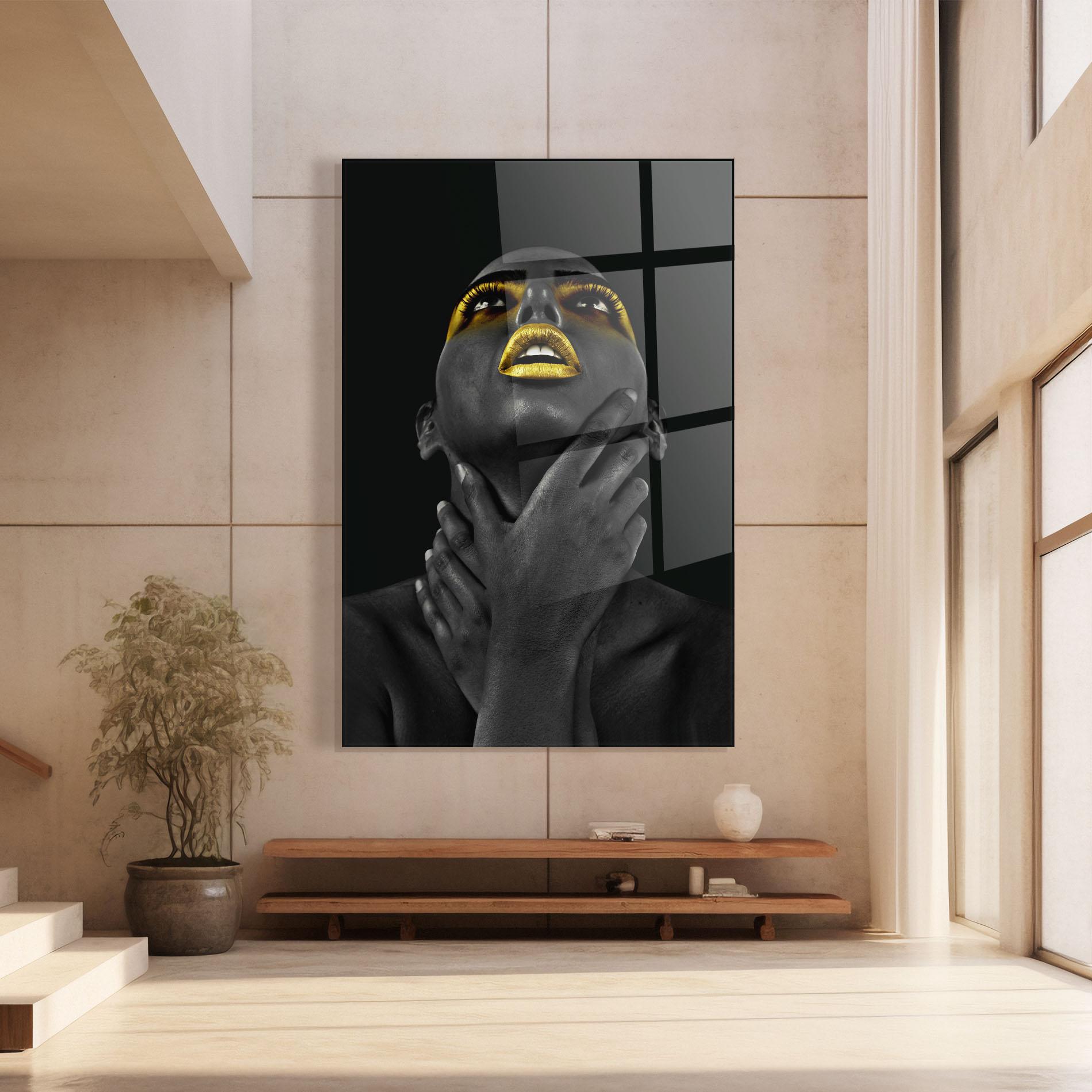 Tablou Sticla Golden Lips Women mockup 8