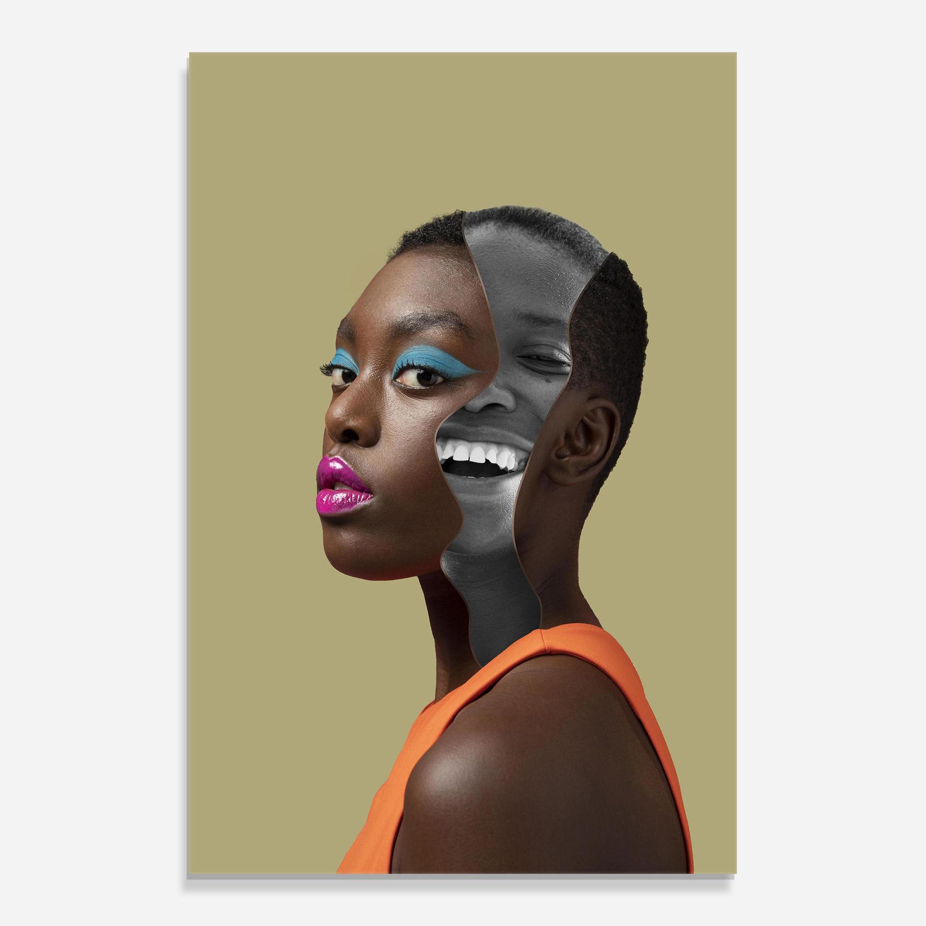 Tablou Sticla American Woman Collage mockup 0