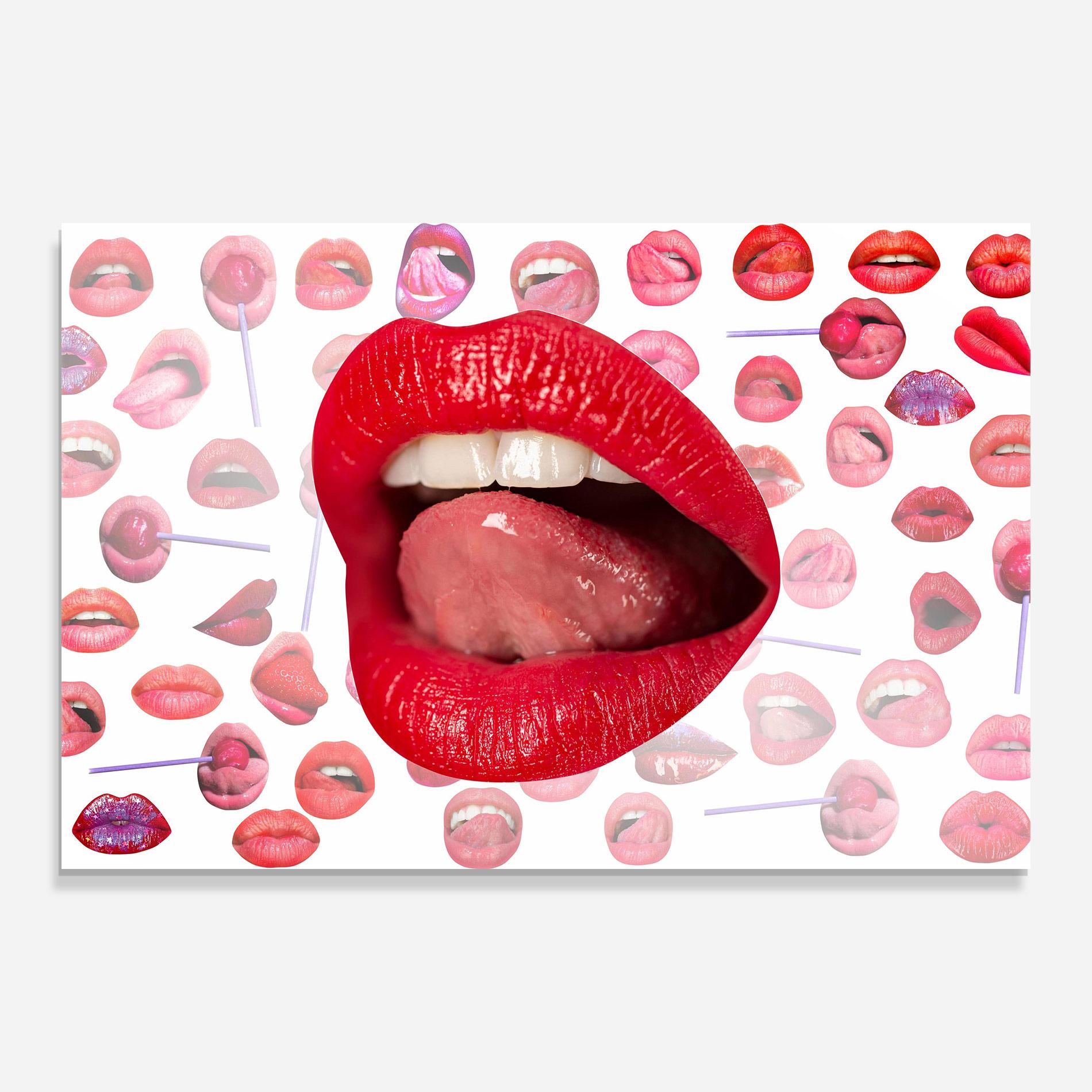 Tablou Sticla Sexy Tongue Licking mockup 0