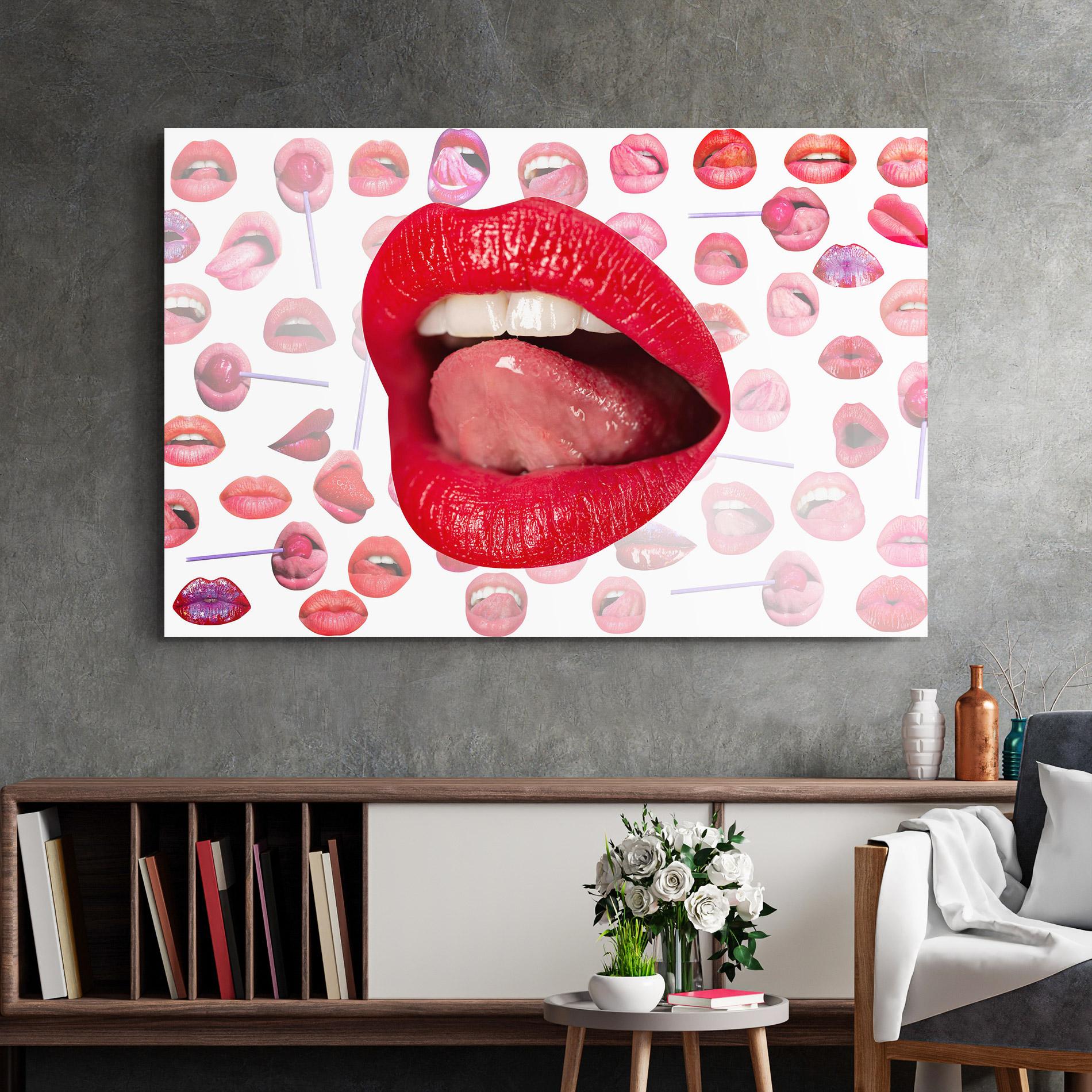 Tablou Sticla Sexy Tongue Licking mockup 2