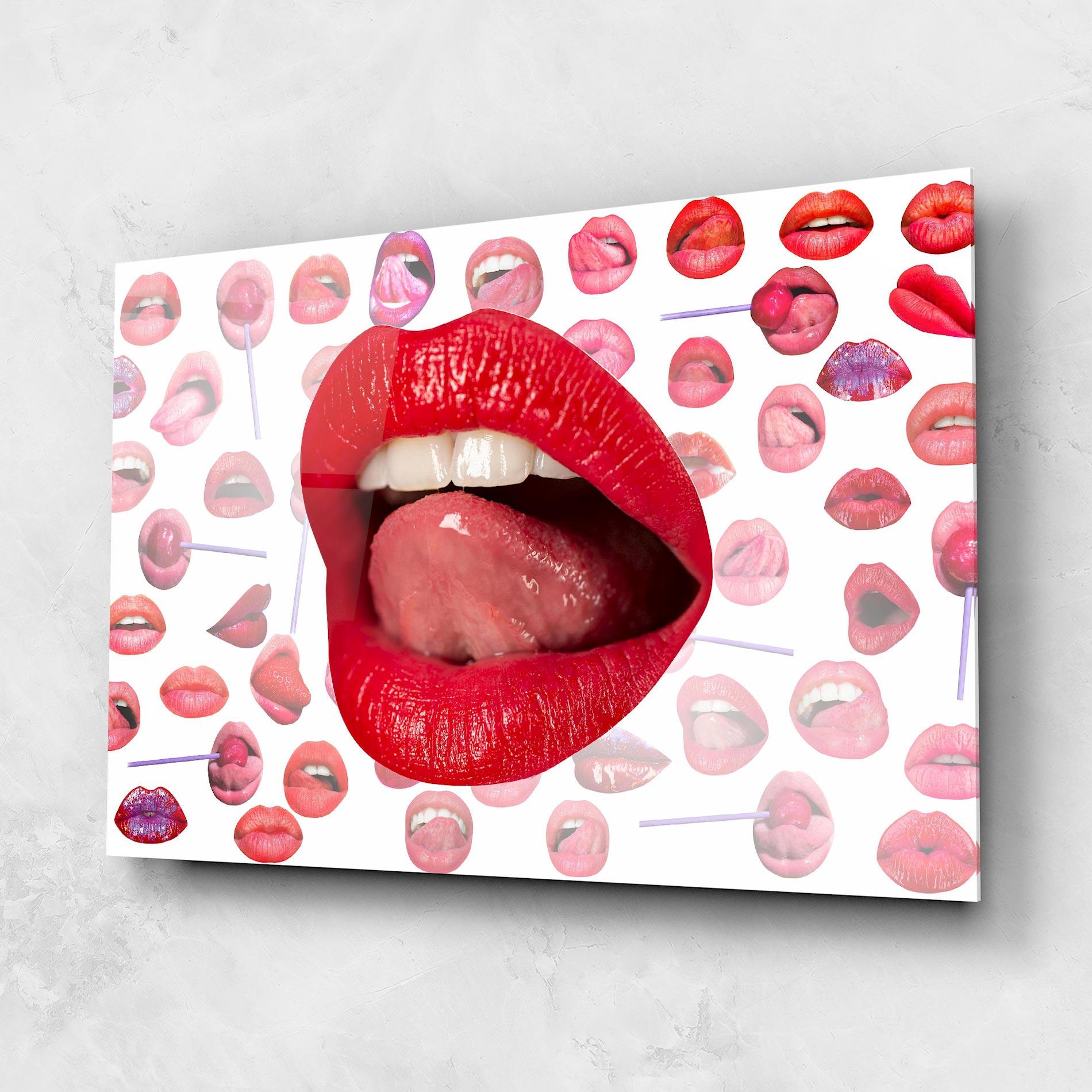 Tablou Sticla Sexy Tongue Licking mockup 1