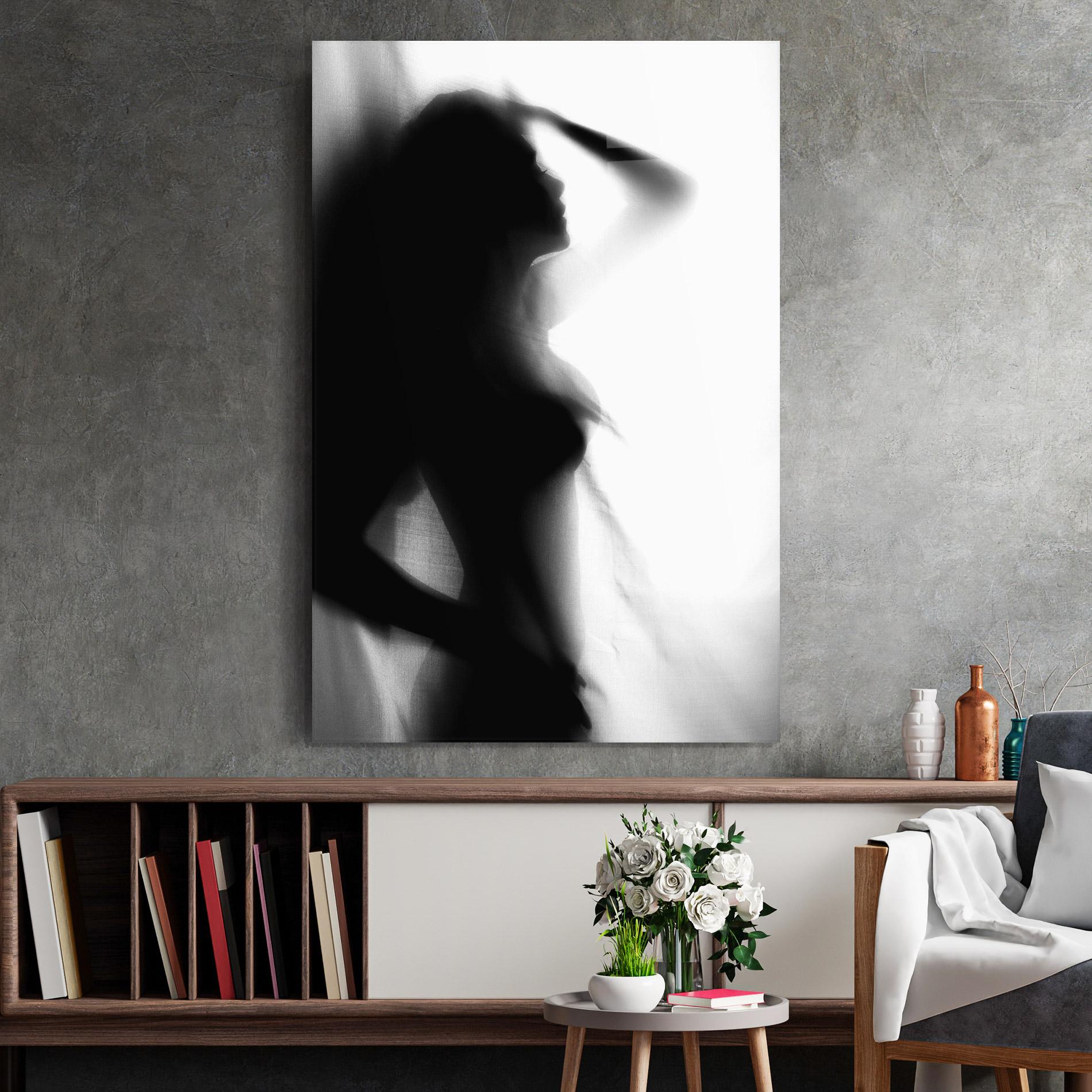 Tablou Sticla Blurred Girl mockup 2