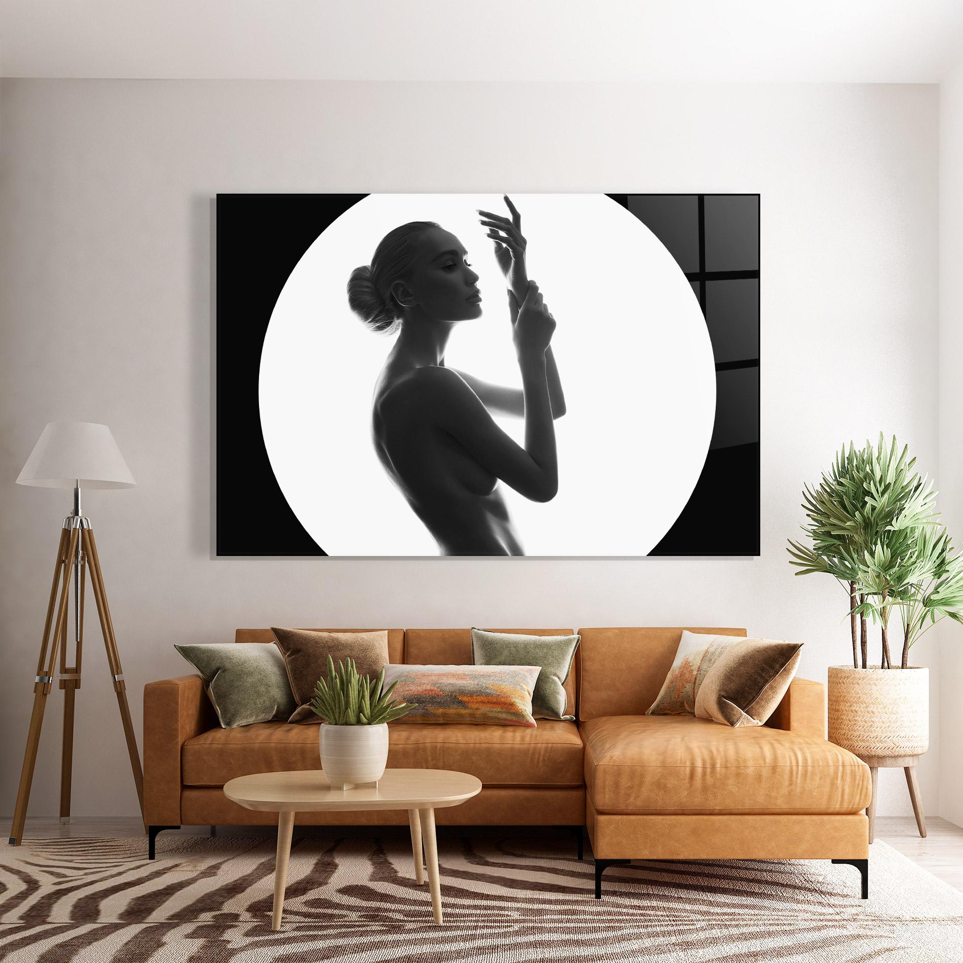 Tablou Sticla Circle Woman Body mockup 7