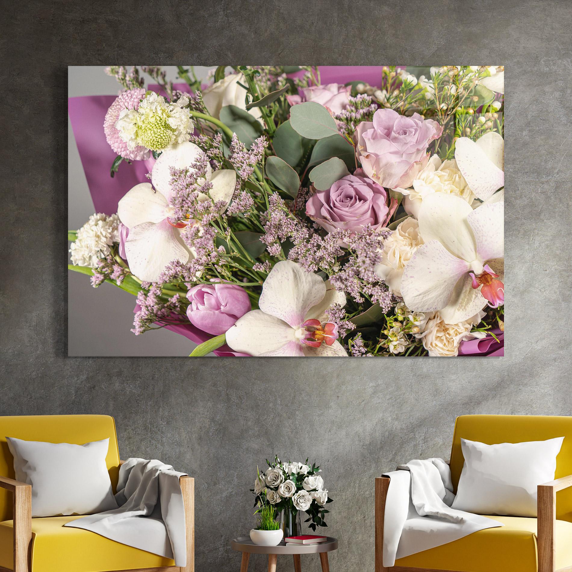 Tablou Sticla Cute Purple Bouquet mockup 4