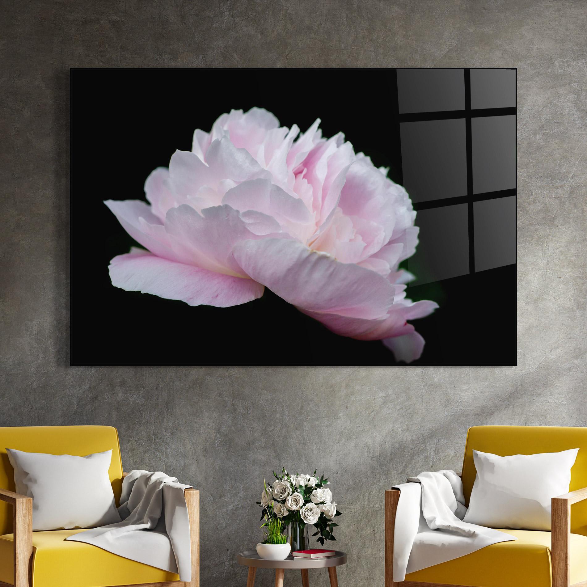 Tablou Sticla Pastel Peony On Black mockup 4