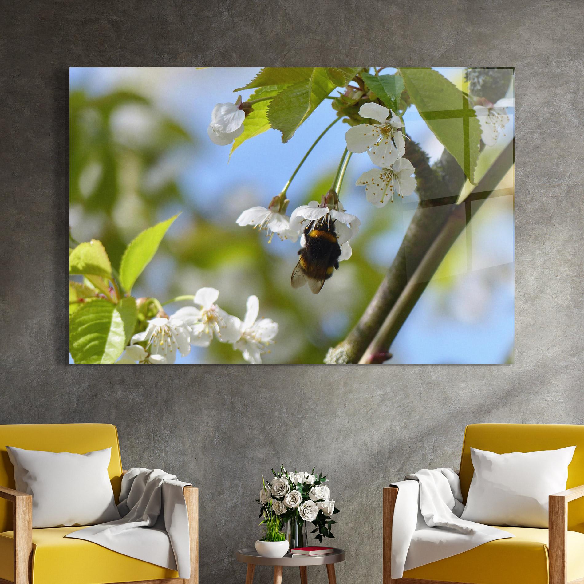 Tablou Sticla Bee Wild Tree mockup 4