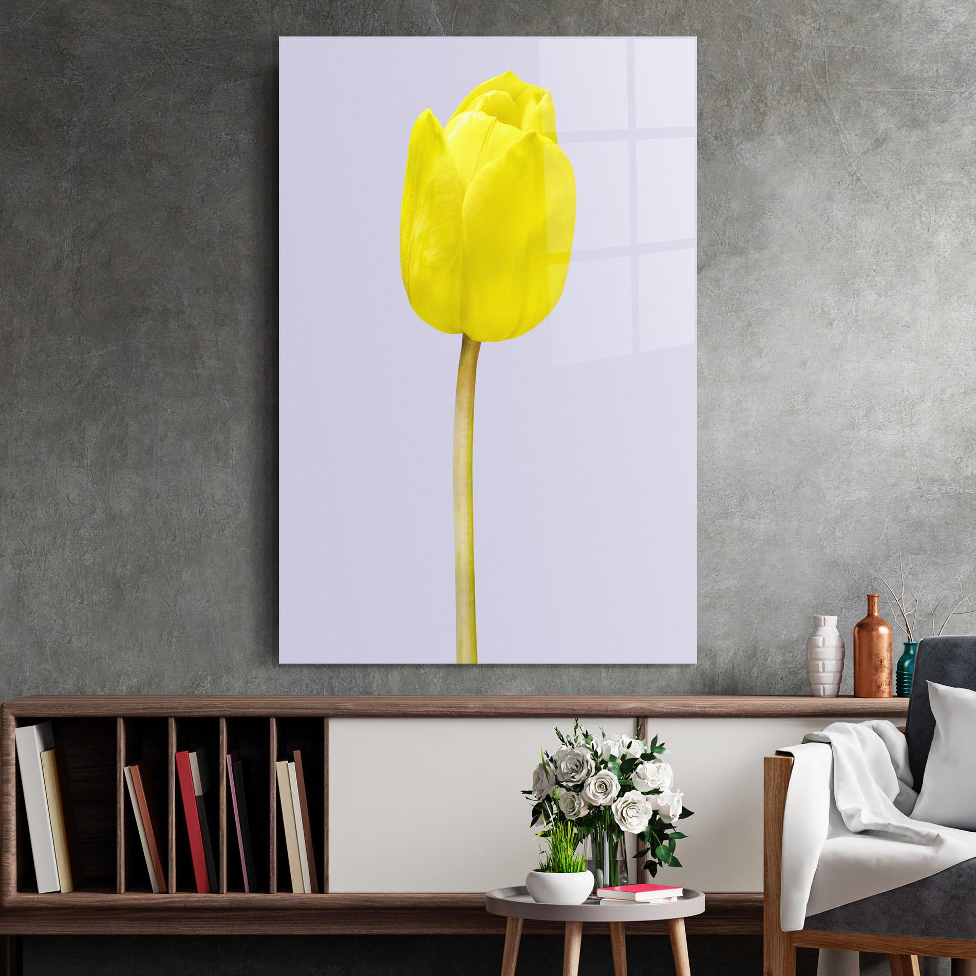 Tablou Sticla One Yellow Tulip mockup 2