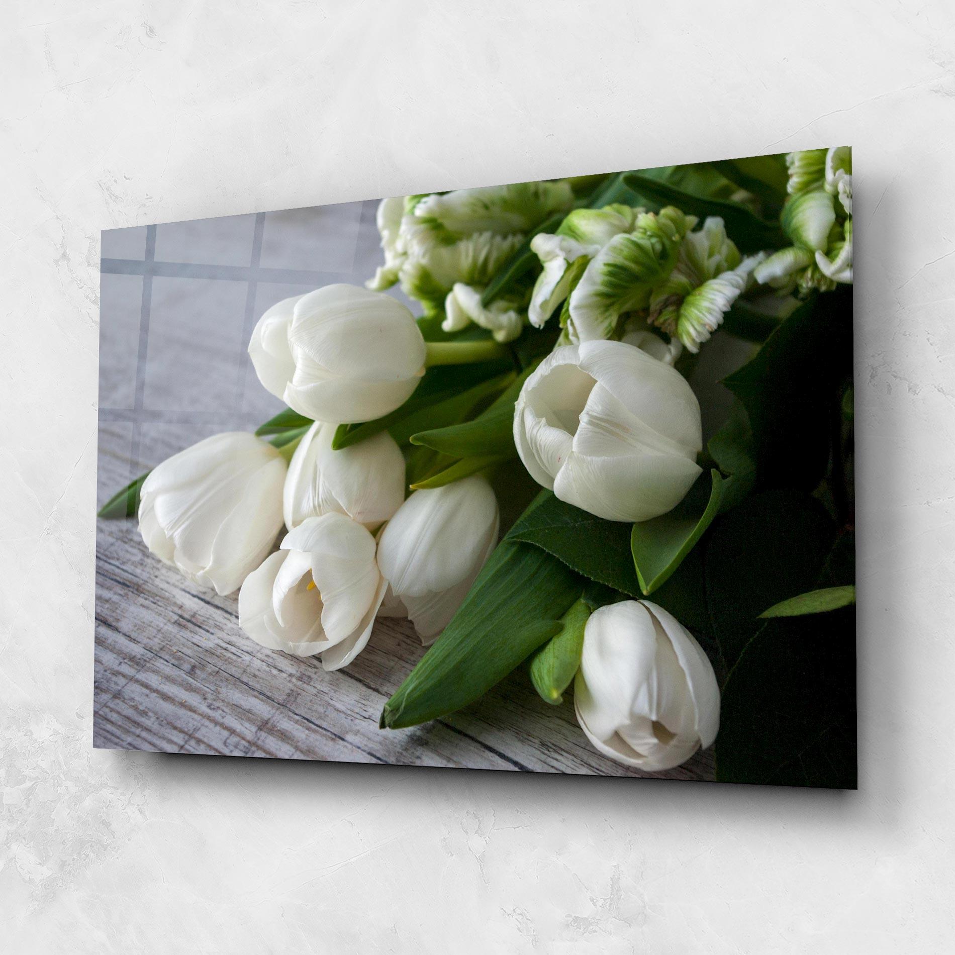 Tablou Sticla White Tulips Bouquet mockup 1