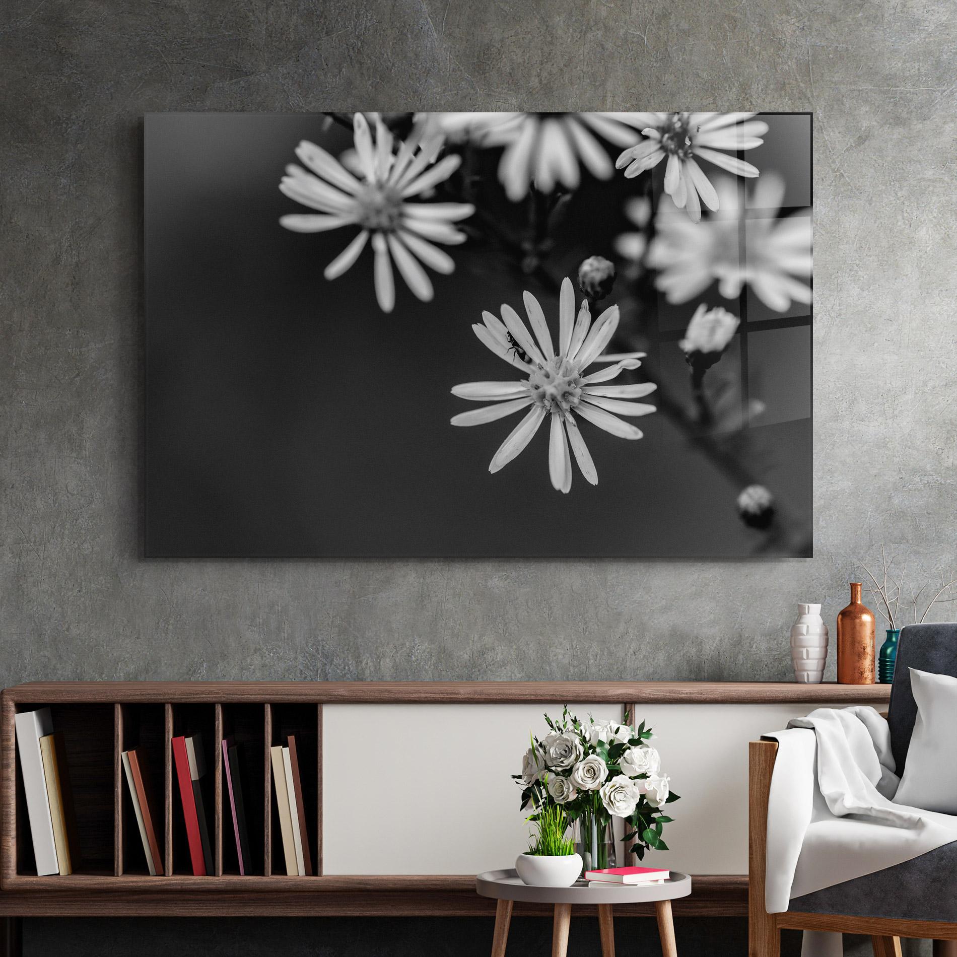 Tablou Sticla Grey Small Daisy mockup 2