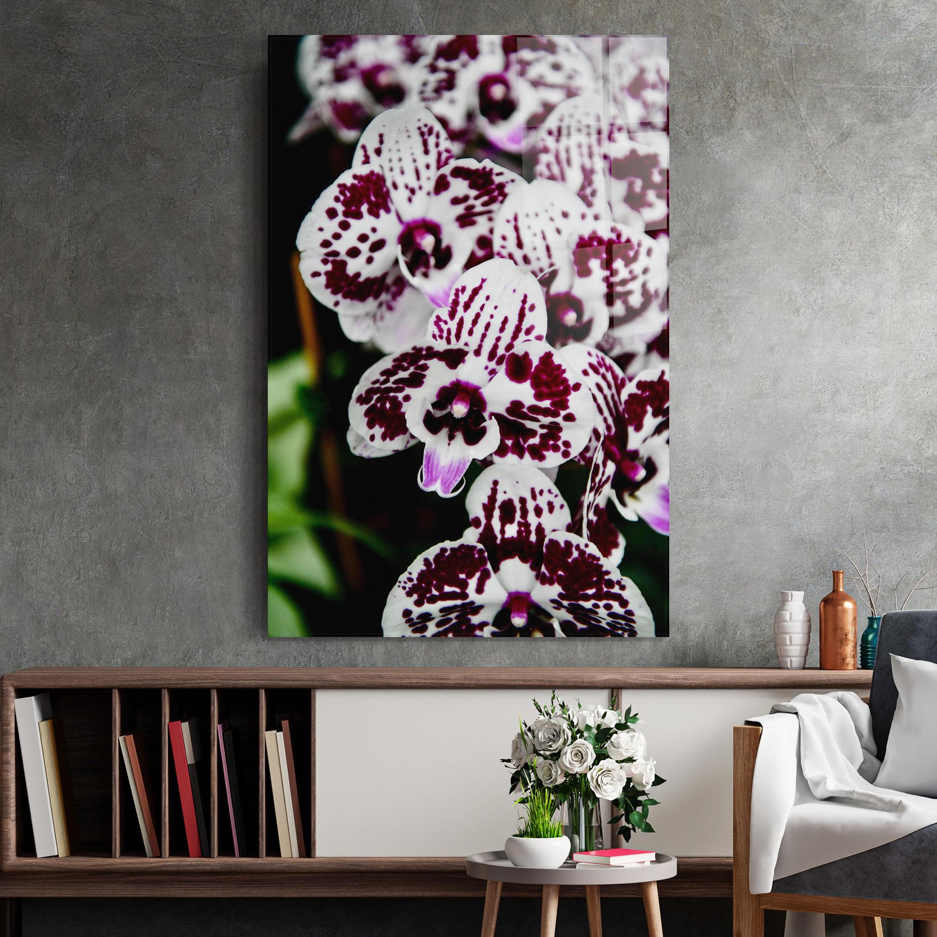 Tablou Sticla Dark Purple Orchids mockup 2